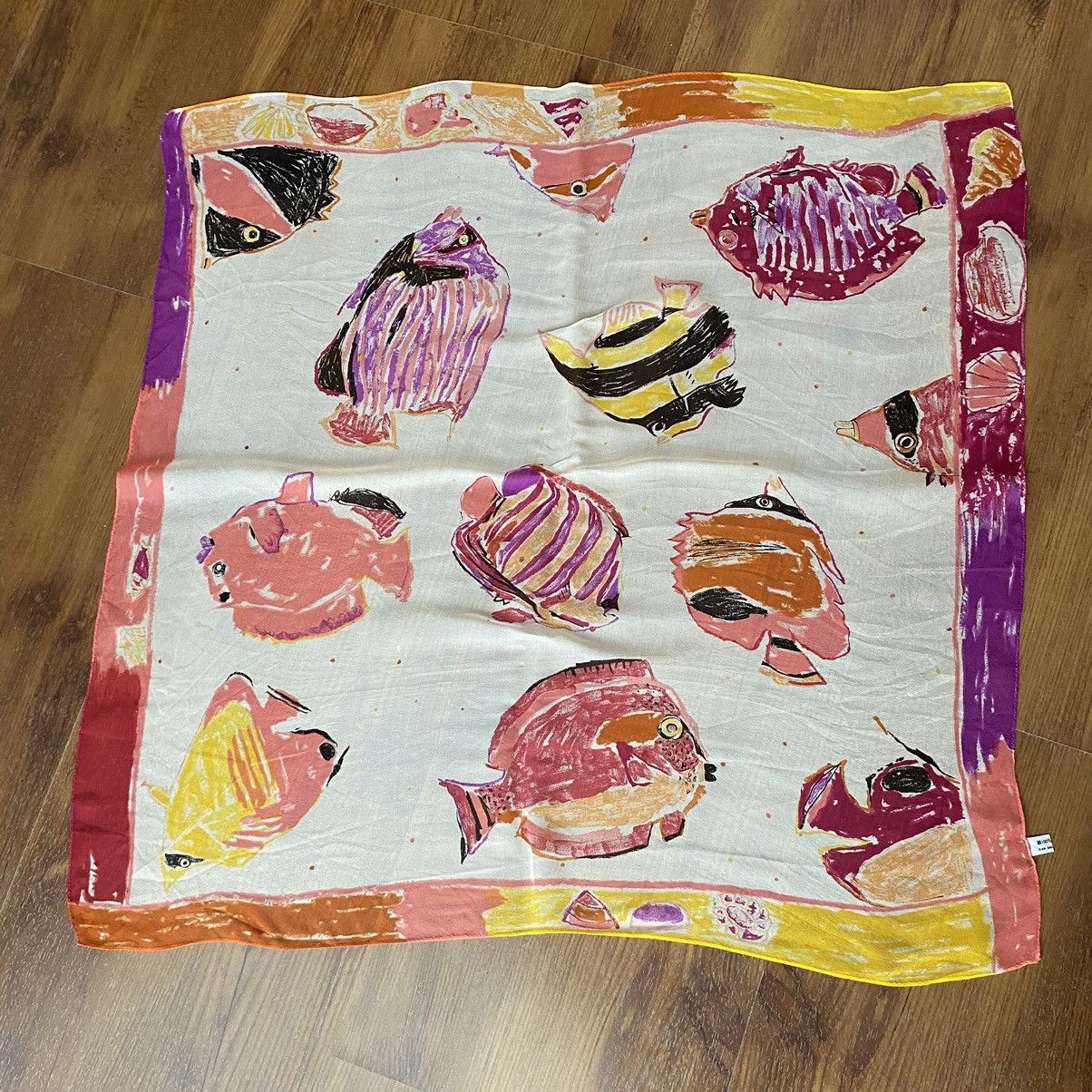Designer × Japanese Brand Fish multicolor printed handkerchief Size ONE SIZE - 1 Thumbnail