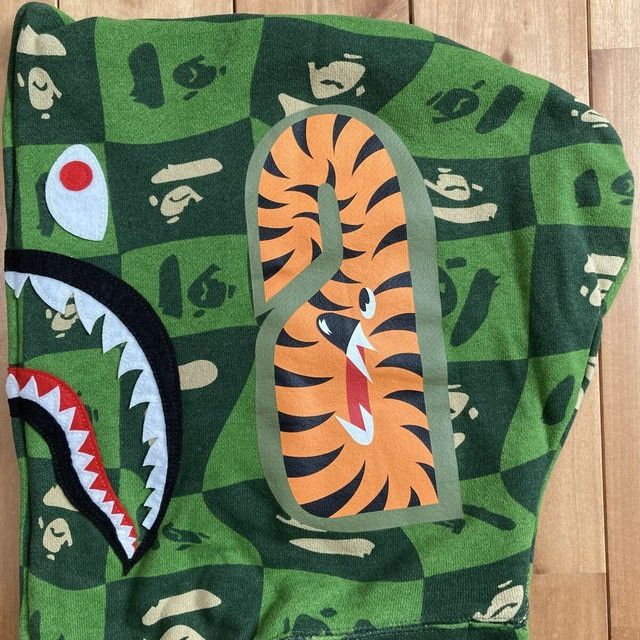 Bape BAPE FACE Logo Distortion Shark Full Zip Hoodie APE Size US S / EU 44-46 / 1 - 5 Thumbnail