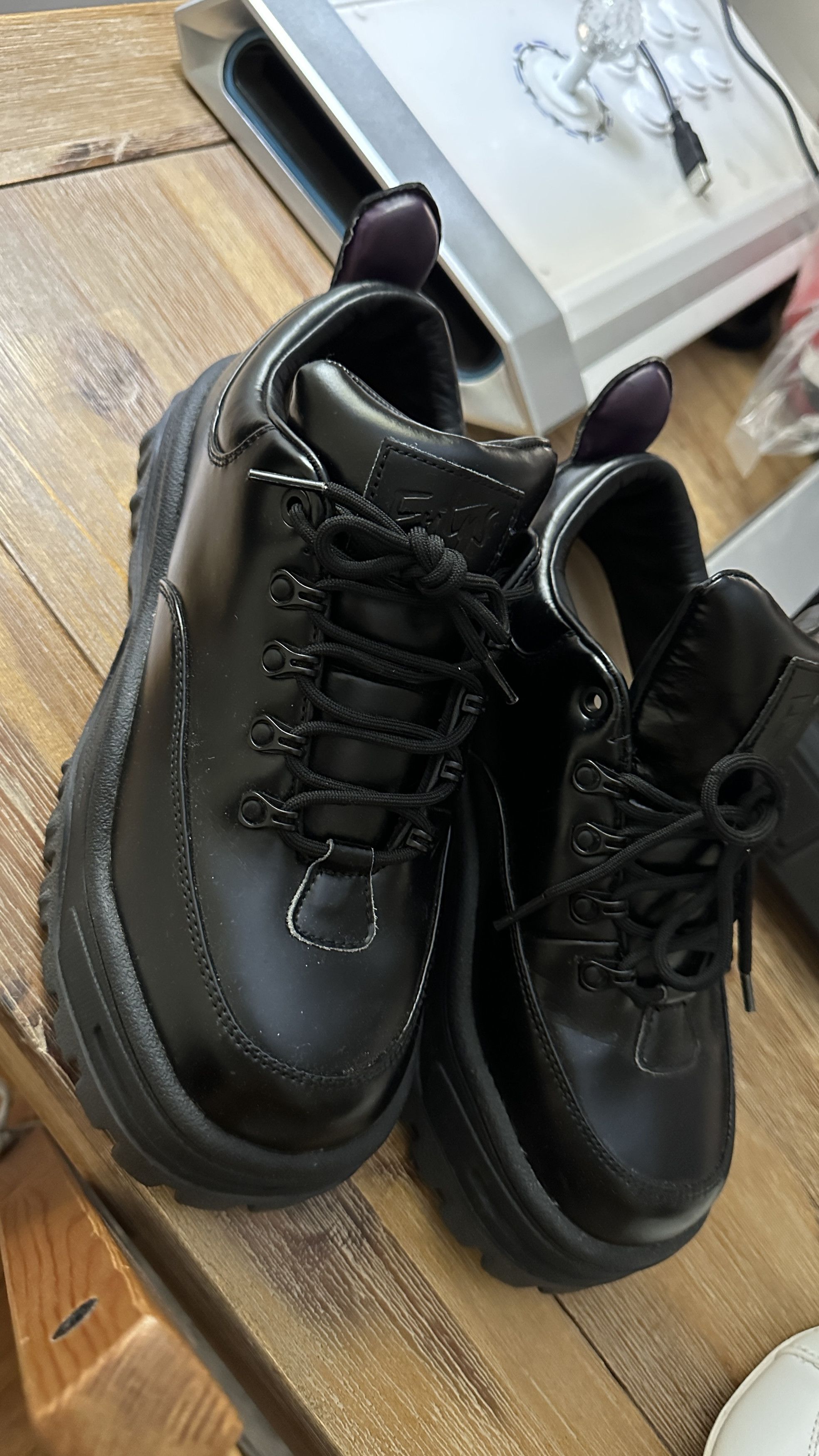 eytys angel canvas white