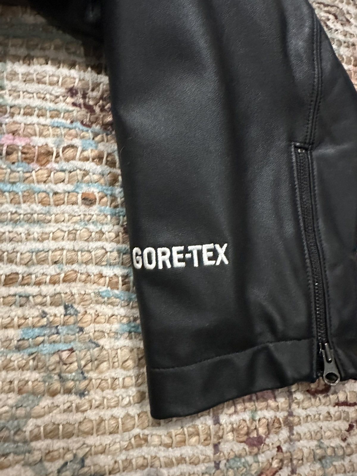 Goretex × Supreme Supreme Gore-Tex Leather Jacket Black Size US L / EU 52-54 / 3 - 8 Thumbnail