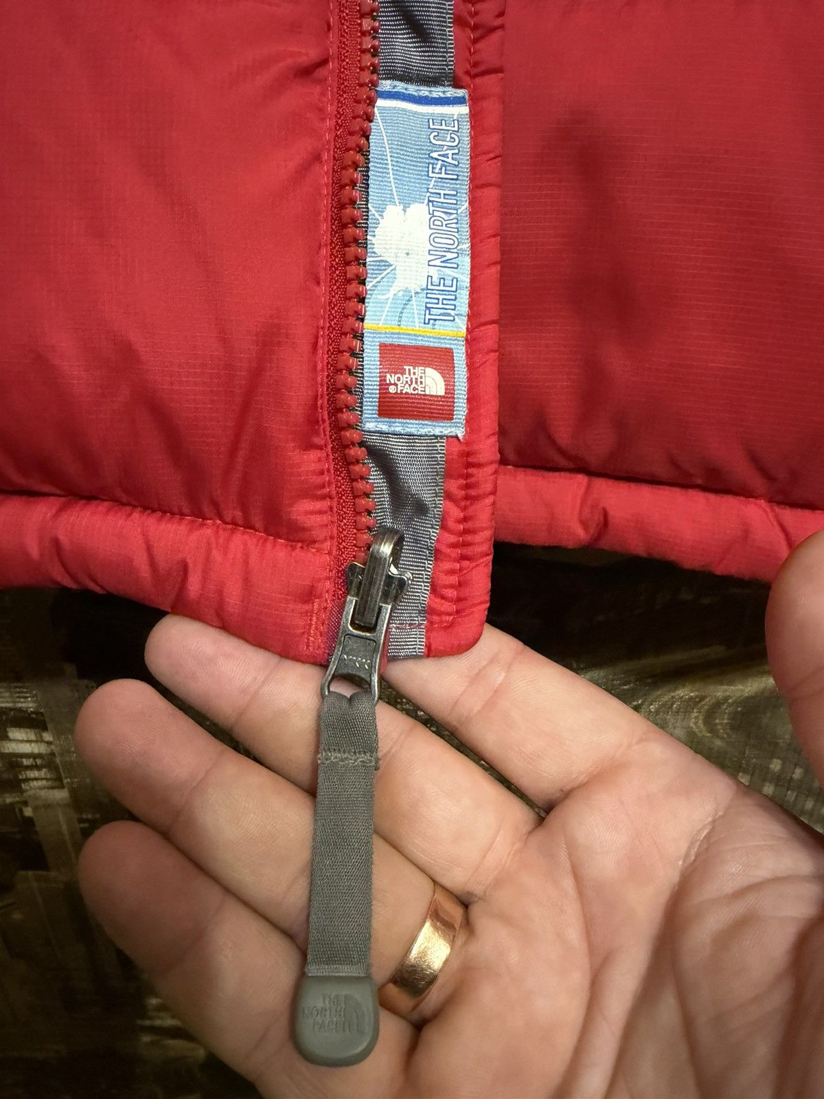 The North Face The North Face 1996 Retro Nuptse Jacket Antarctica Puffer Size M / US 6-8 / IT 42-44 - 14 Thumbnail