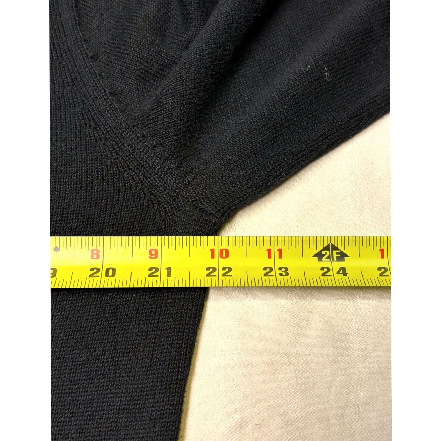 Lacoste Lacoste Men Black 1/4 Zip Mock Neck Sweater Cotton Size 4 Pullover Knit Logo Zipper Casual Fall Winter Mens Size US S / EU 44-46 / 1 - 7 Thumbnail
