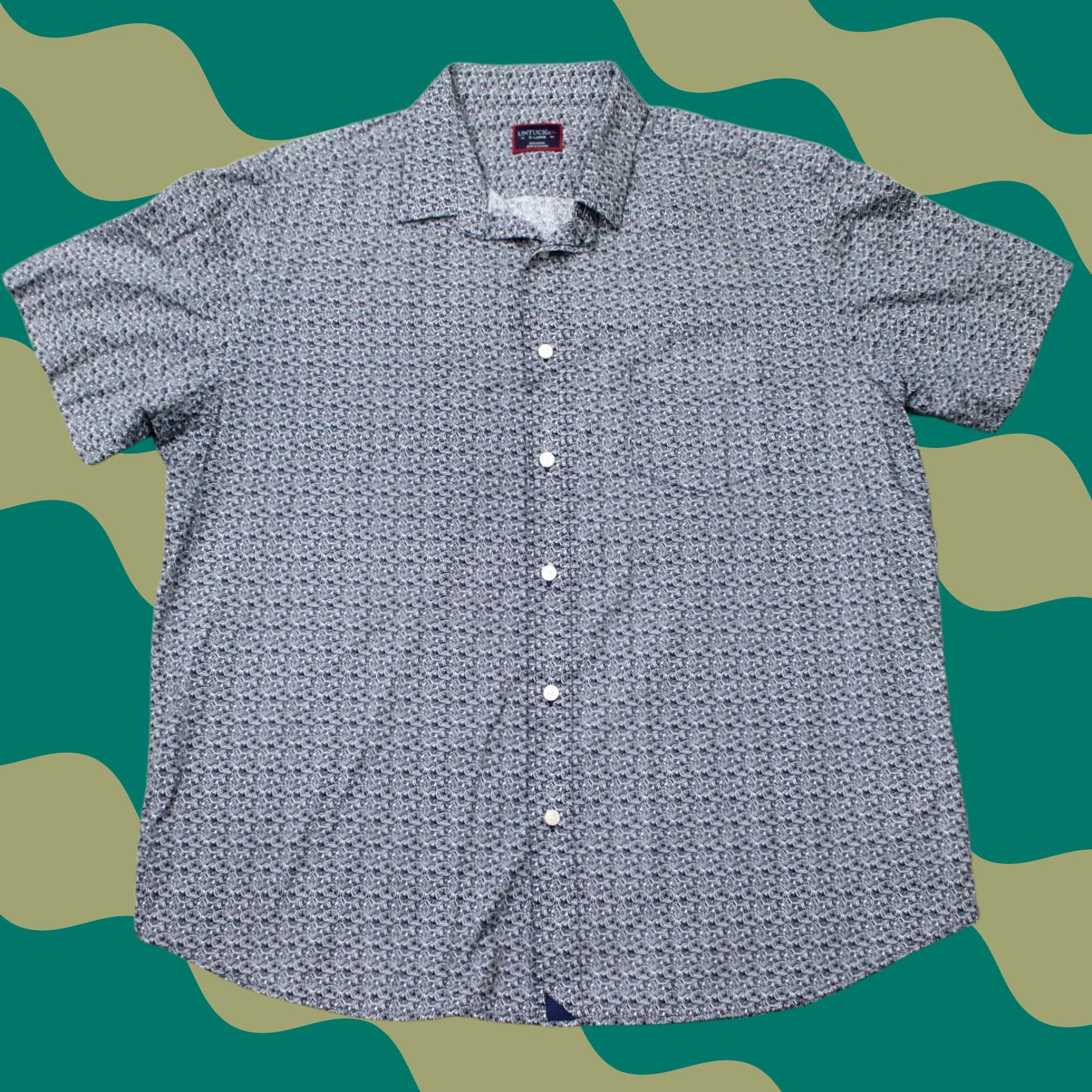UNTUCKit UNTUCKit AOP Shirt Mens XL Blue Tavira Wheels All Over Print Cotton Short Sleeve Button-Up Shirt Mens XL Blue Geometric Pattern 80s? Size US XL / EU 56 / 4 - 1 Thumbnail
