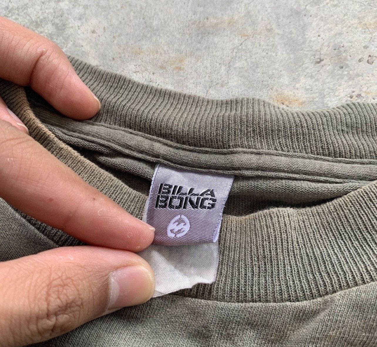 Billabong Vintage thrashed SunFaded Billabong Australia Surfboard Tee Size US XL / EU 56 / 4 - 5 Thumbnail