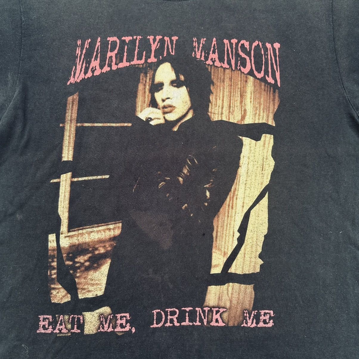 Band Tees 💀RARE 00s MARILYN MANSON Eat Me Drink Me VNTG Merch Tee Size US L / EU 52-54 / 3 - 3 Thumbnail