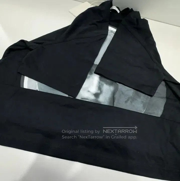 Givenchy Givenchy Printed Round Neck Short Sleeve T-Shirt. Size US XS / EU 42 / 0 - 7 Thumbnail