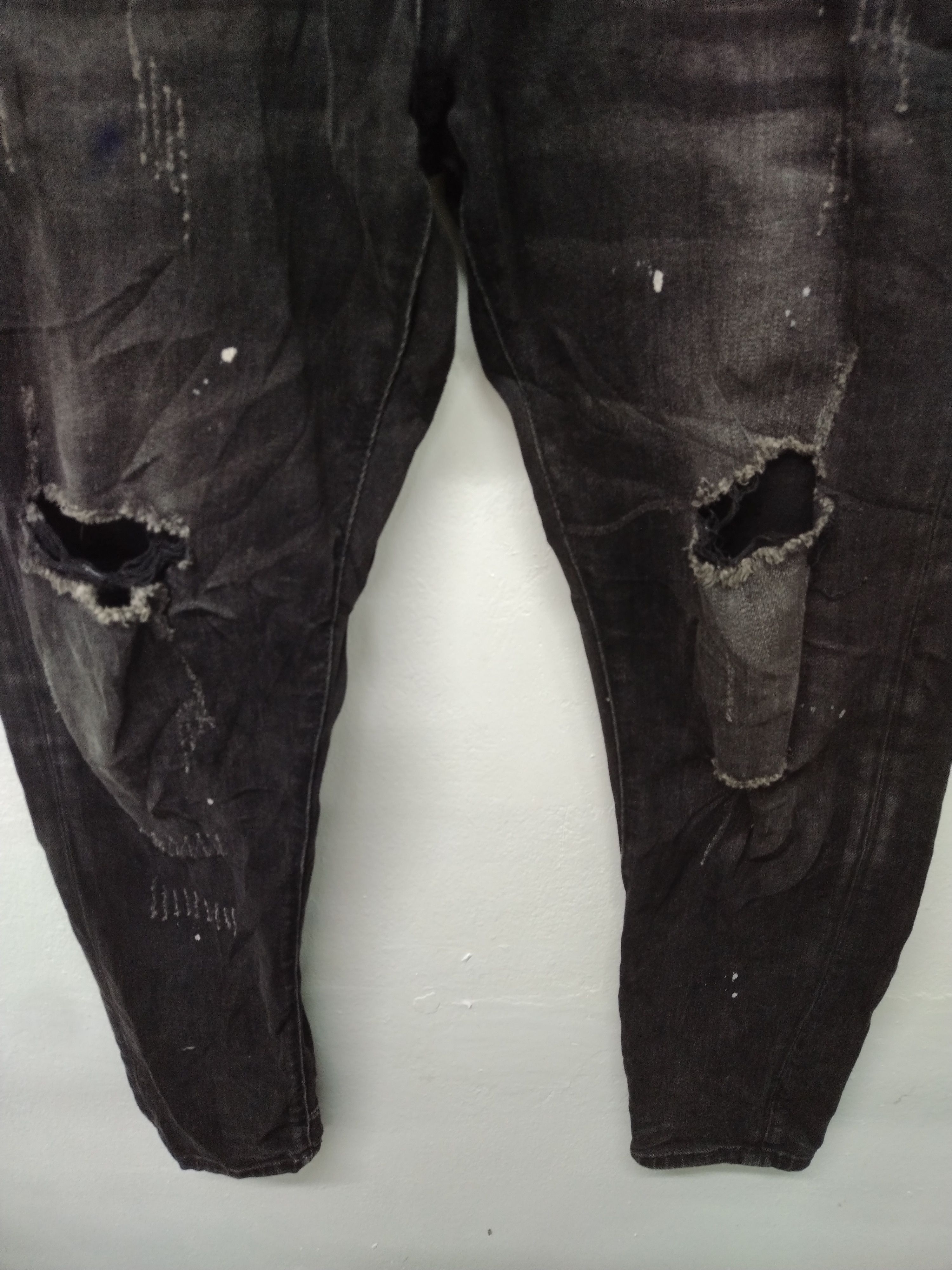 If Six Was Nine × Le Grande Bleu (L.G.B.) Nice Distressed Ribbed Stretchable Slim Jeans Size US 30 / EU 46 - 8 Thumbnail