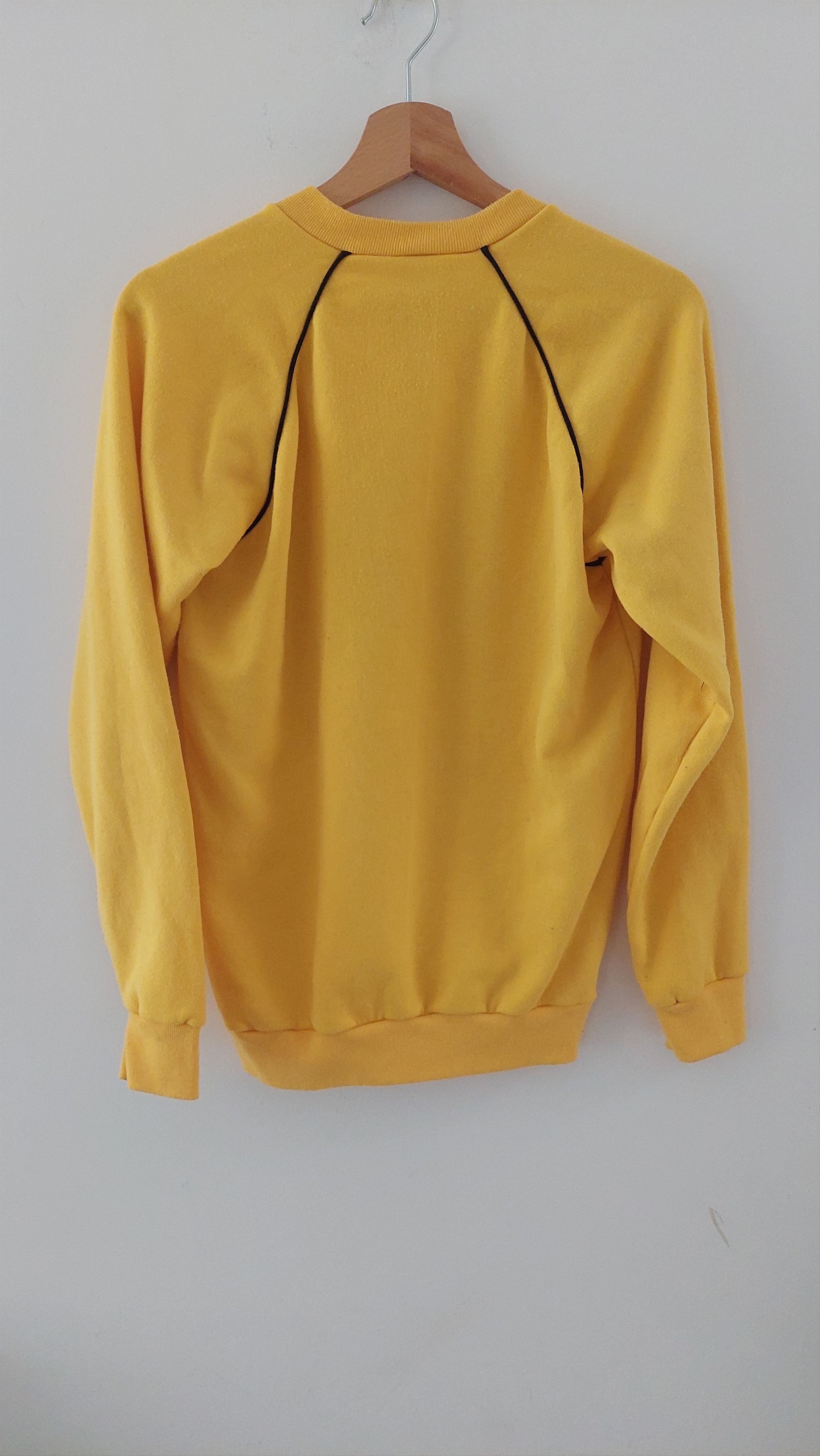 Other Vintage Schweppes Promo Crewneck Sweatshirt Yellow Size US M / EU 48-50 / 2 - 5 Thumbnail