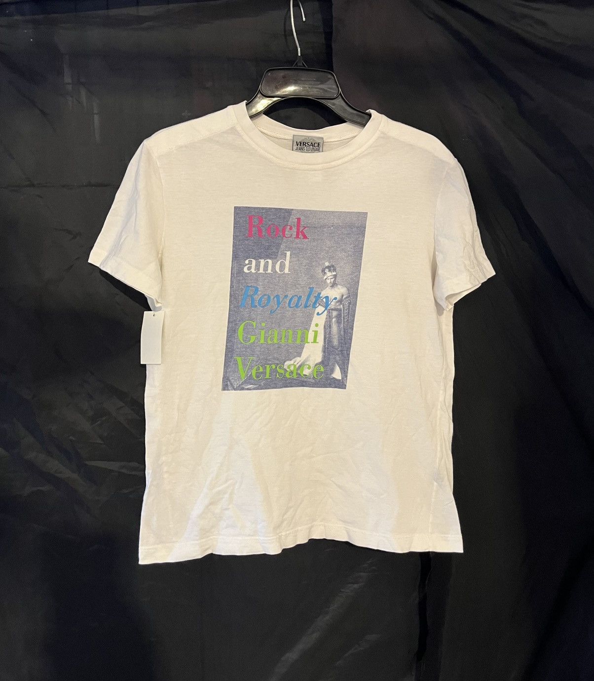 Versace RARE Vintage Rock And Royalty Gianni Versace T-Shirt Size M / US 6-8 / IT 42-44 - 1 Thumbnail