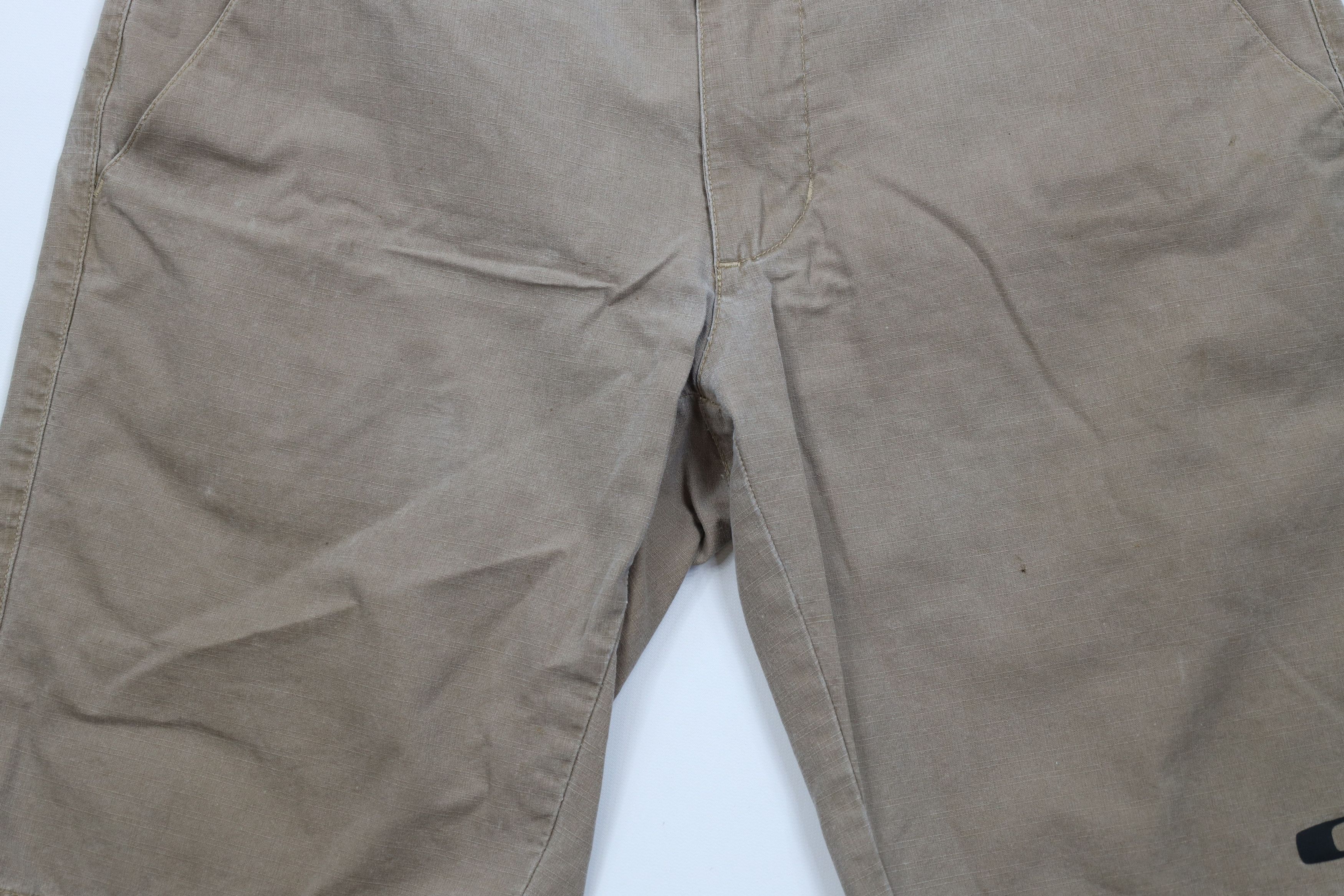 Oakley Vintage Oakley O Logo Ripstop Above Knee Shorts Brown Cotton Size US 34 / EU 50 - 3 Thumbnail