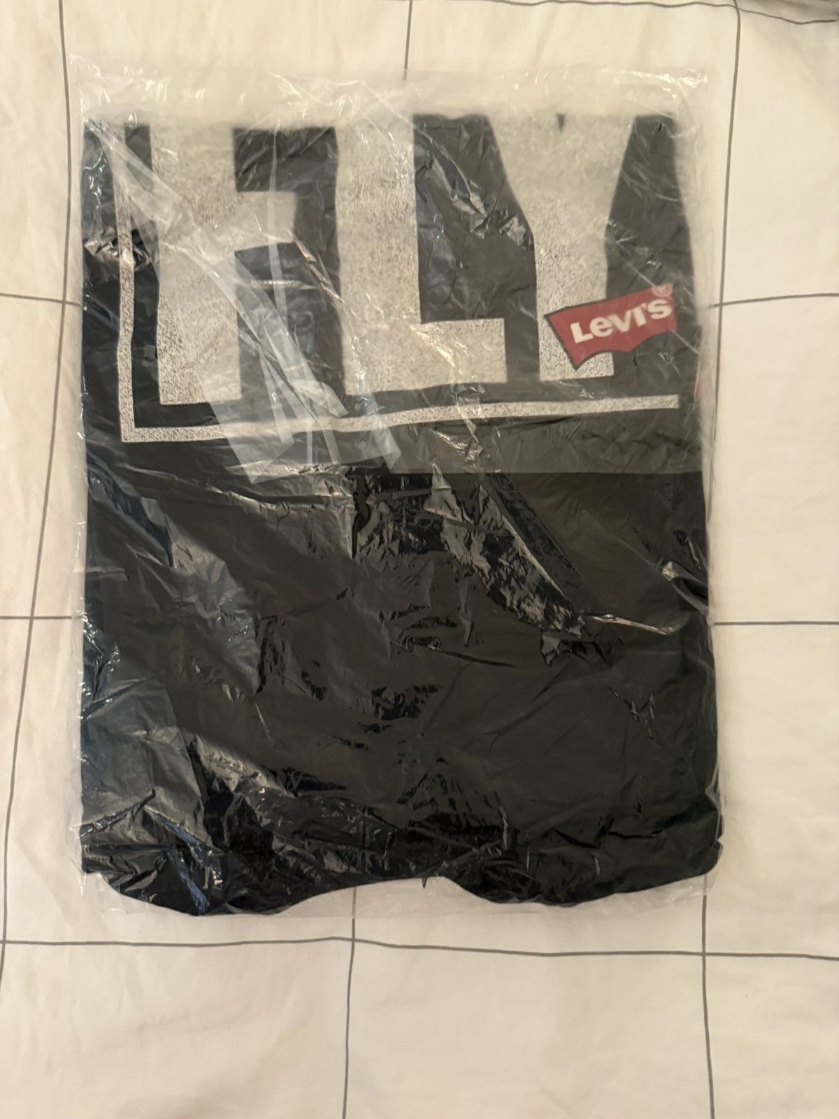 Jordan Brand × Levi's Jordan x Levi's Short-Sleeve T-Shirt in Black size Small Size US S / EU 44-46 / 1 - 7 Thumbnail
