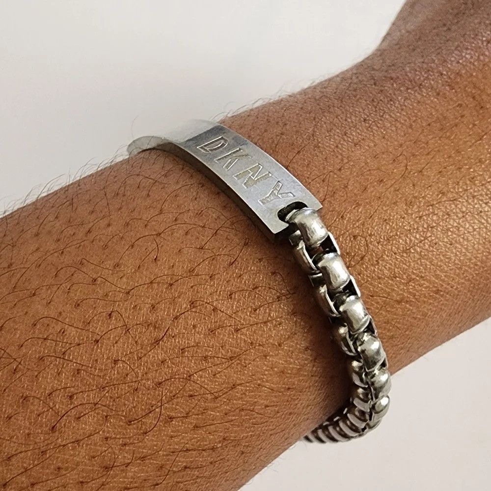 DKNY × Jewelry DKNY, Bar Tag Chain Bracelet Silver Tone Size ONE SIZE - 2 Thumbnail