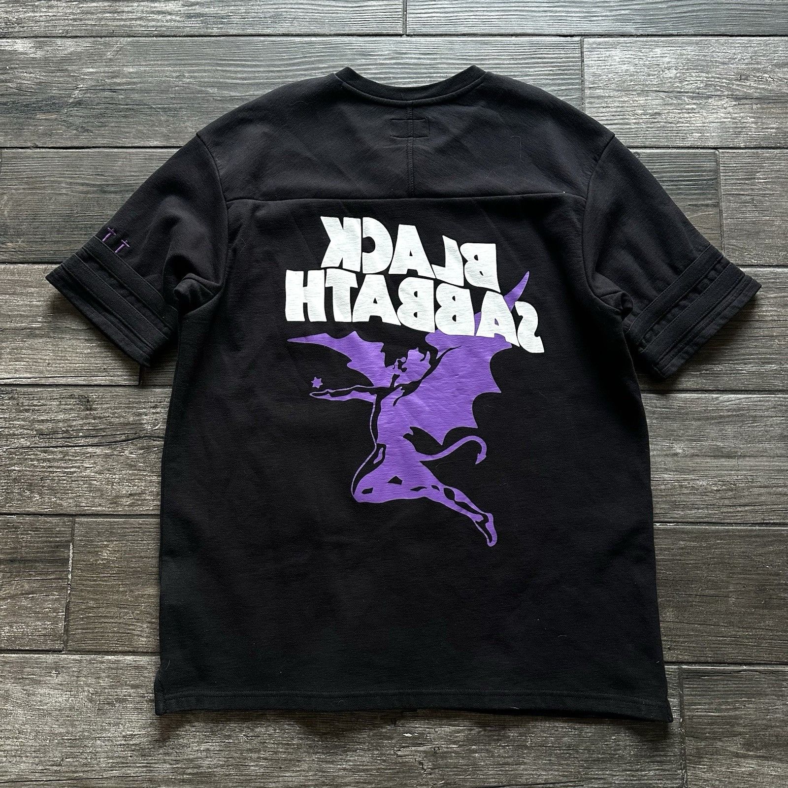 DC DC BLACK SABBATH HEAVYWEIGHT V-NECK SHIRT FOOTBALL JERSEY OV Size US M / EU 48-50 / 2 - 2 Thumbnail