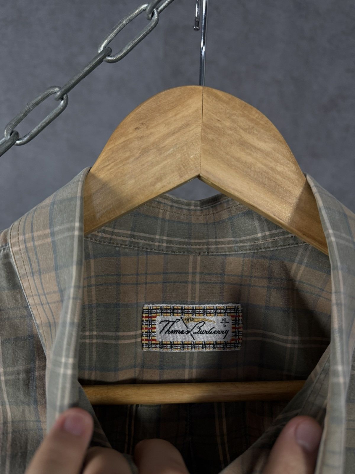 Burberry Thomas Burberry luxury designer shirt Size US XL / EU 56 / 4 - 5 Thumbnail