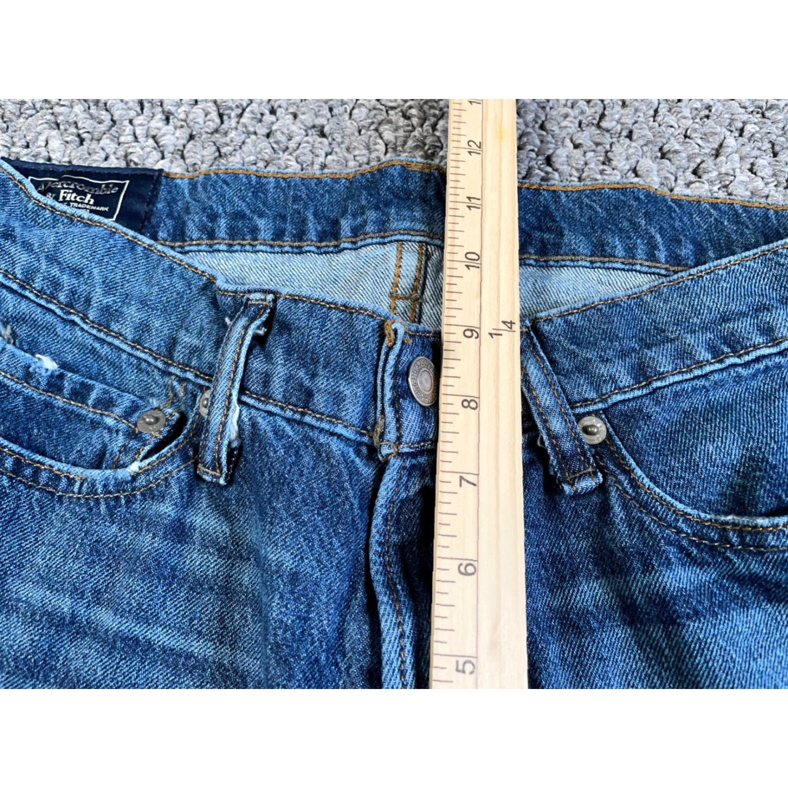 Abercrombie & Fitch VINTAGE Abercrombie & Fitch Jeans Slim 30 x 28 Blue Denim Striped 90s Hipster Mens Jeans (5-Pocket) Short Version: 30 in Inseam 28 in Size US 30 / EU 46 - 6 Thumbnail