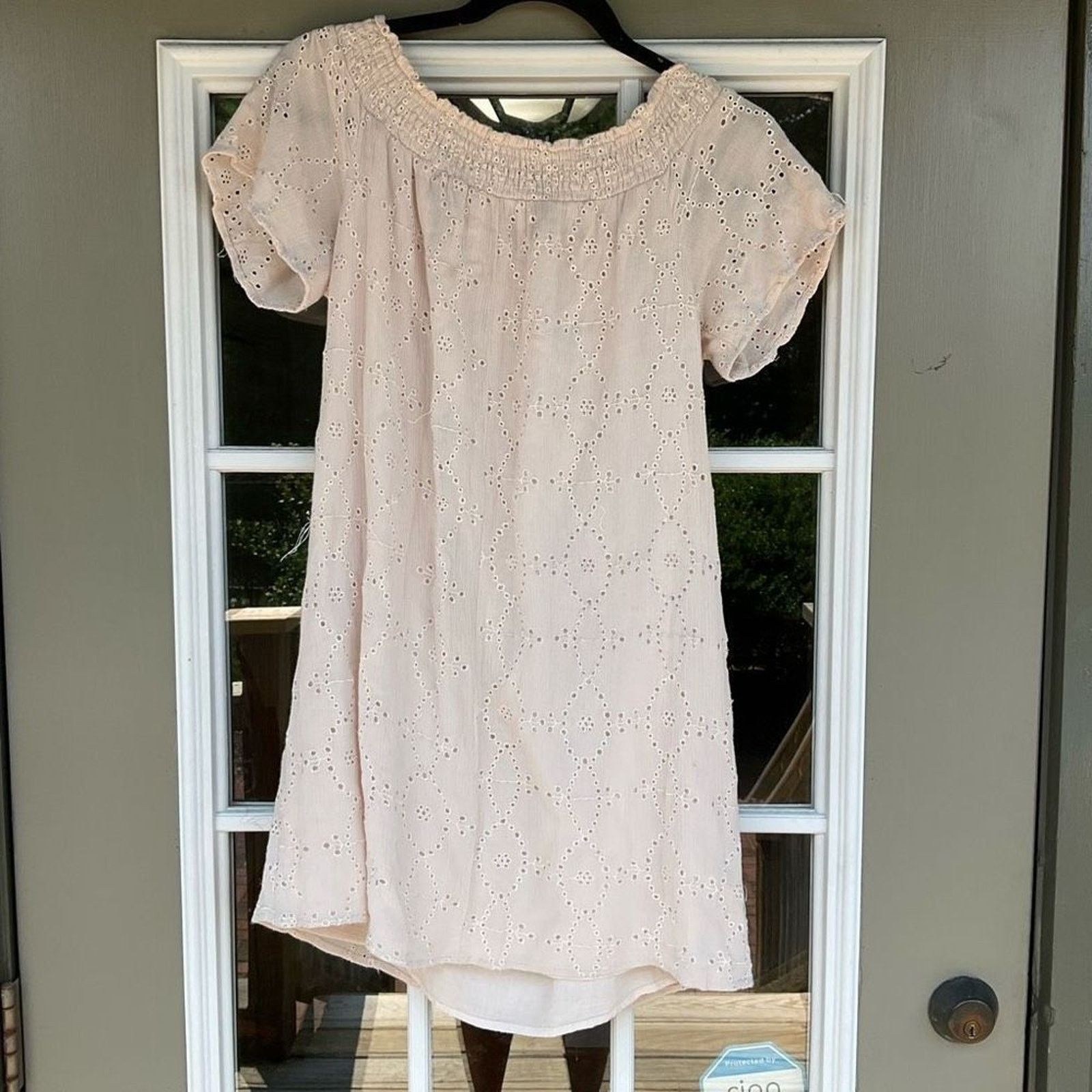 Anthropologie Mustard Seed Beige Eyelet Shoulder Dress Size Medium Size M / US 6-8 / IT 42-44 - 2 Thumbnail