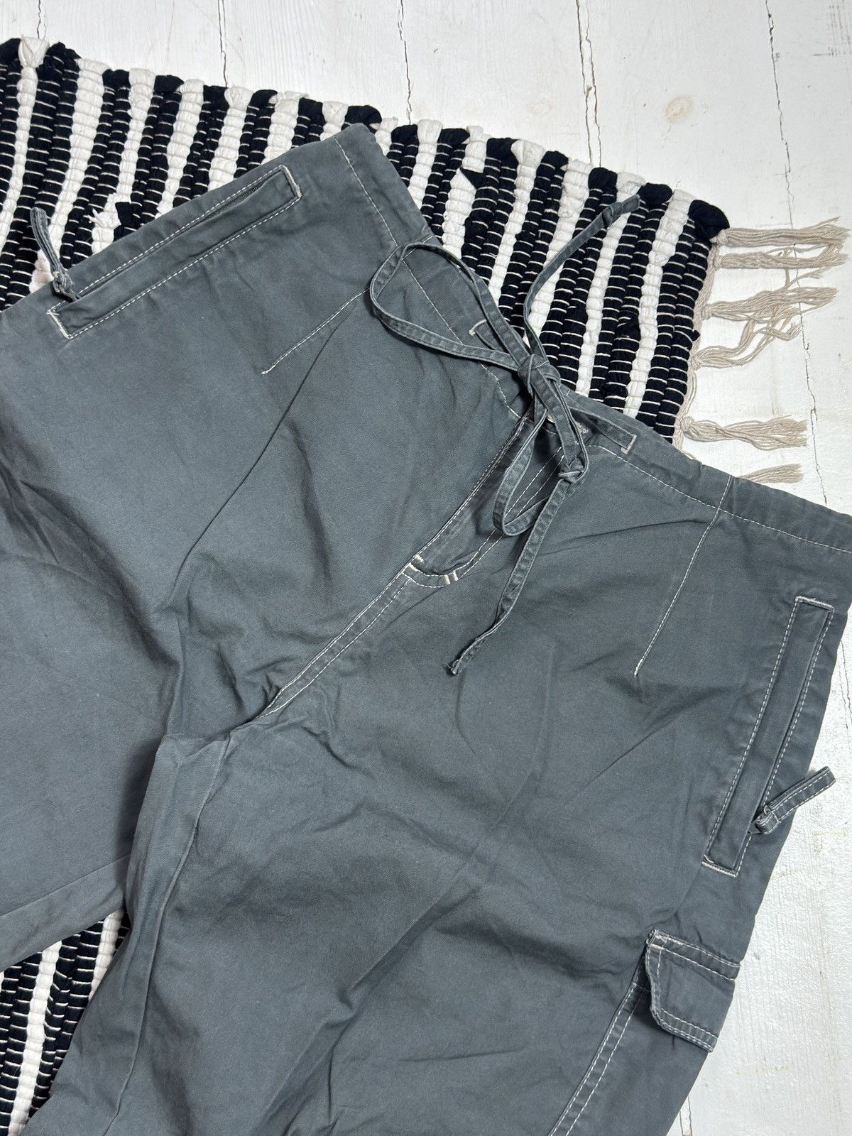 Bench VINTAGE BENCH BIG LOGO 2000s PARACHUTE GORPCORE PANTS Size 28" / US 6 / IT 42 - 14 Thumbnail