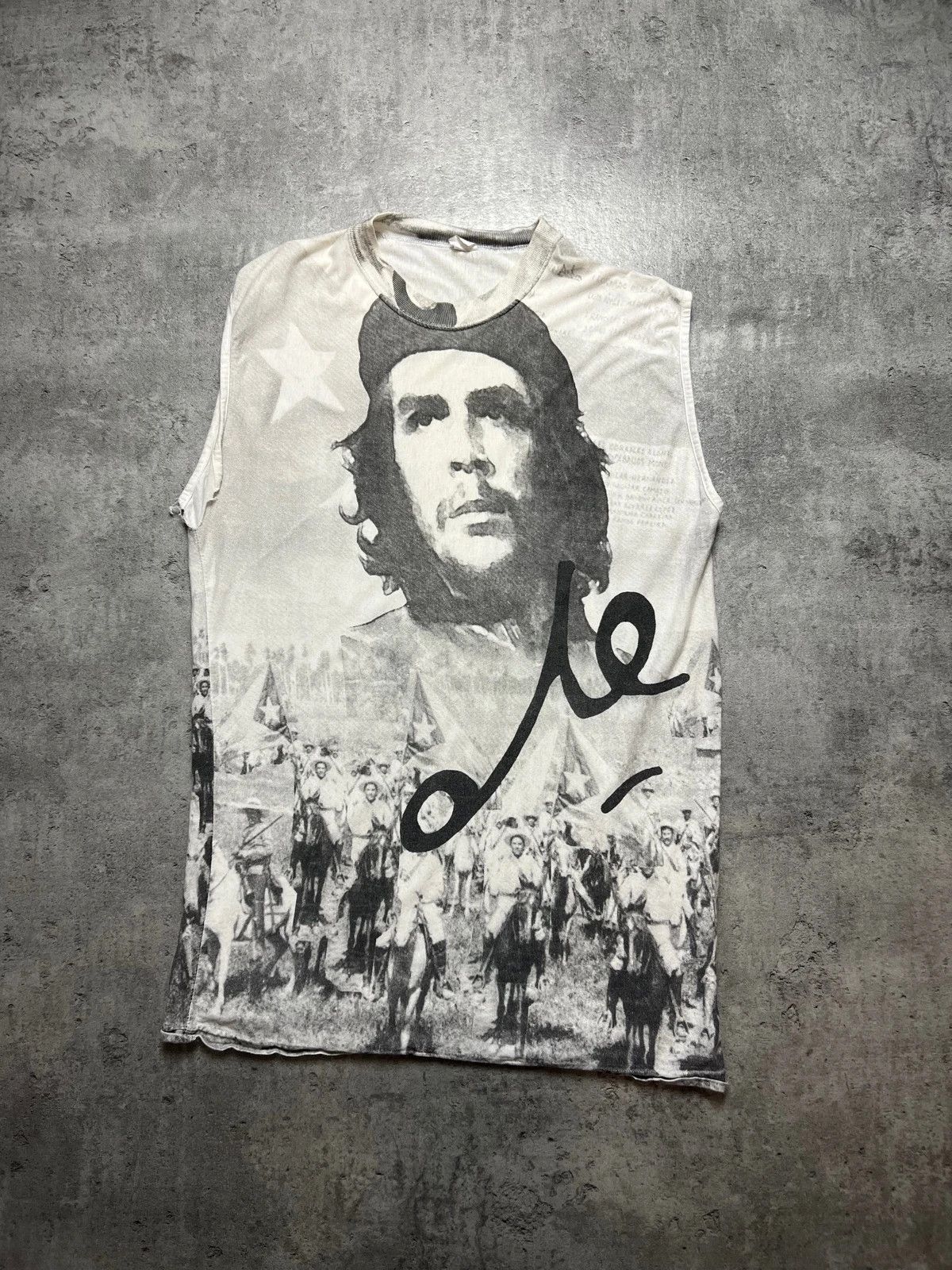 Vintage Vintage 90s fullprint aop che Guevara tanktop cuba Size US XL / EU 56 / 4 - 1 Thumbnail