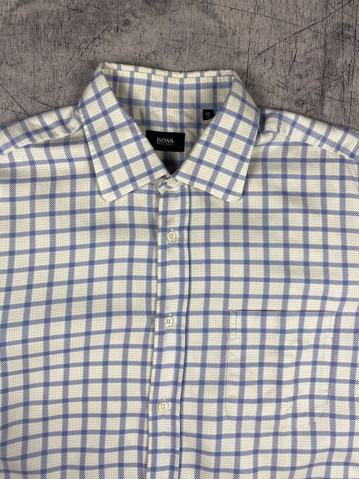 Hugo × Hugo Boss × Vintage Vintage Hugo Boss Checkered Button Up Shirt Size US XL / EU 56 / 4 - 6 Thumbnail