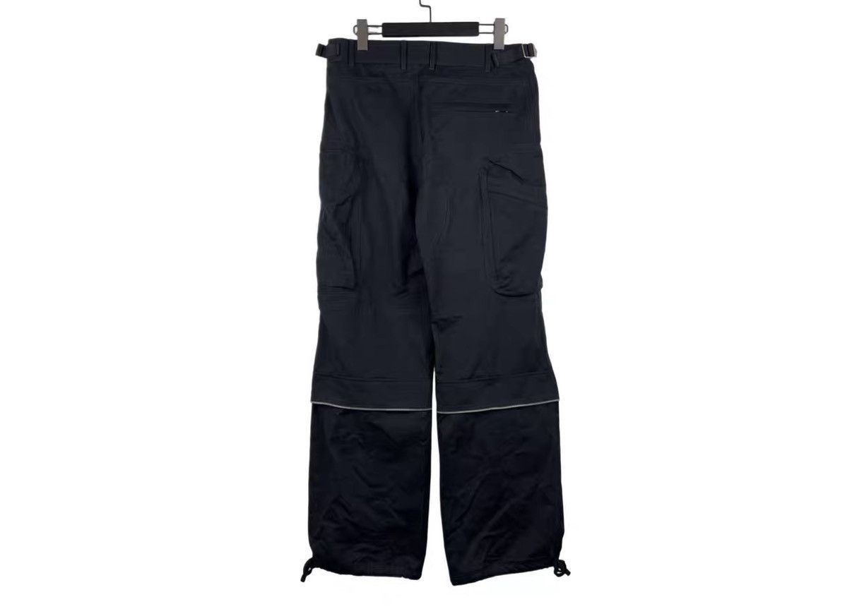 FAR FROM WHAT Far Archive Zip Detail Multi-Pocket Wide-Leg Cargo Pants J31 Size US 32 / EU 48 - 2 Thumbnail