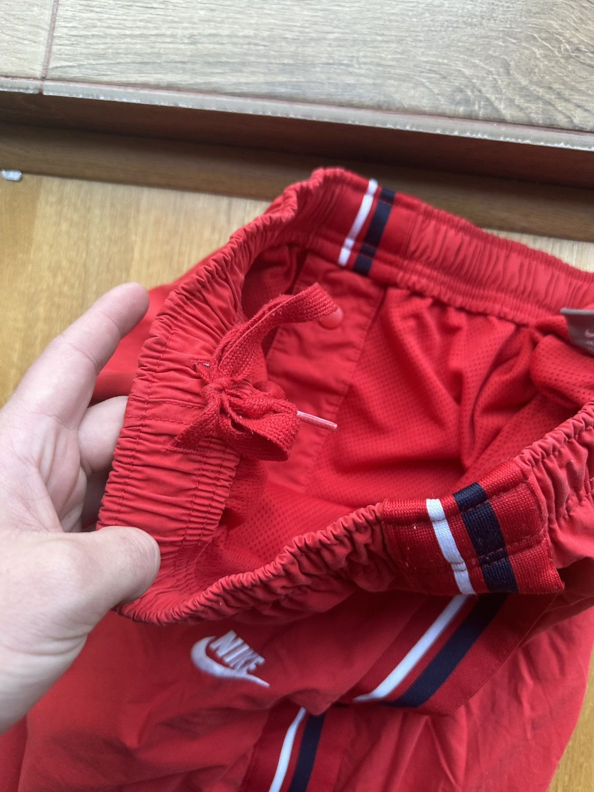 Nike Vintage Y2K Nike Red Nylon Pants Size US 32 / EU 48 - 7 Thumbnail
