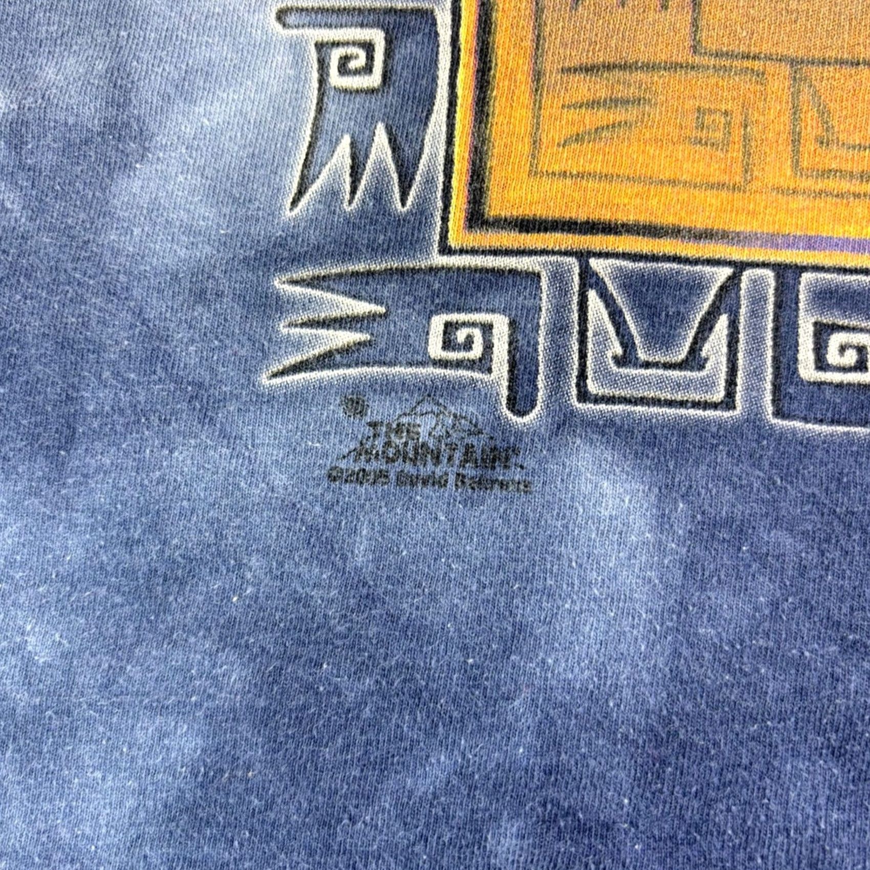 The Mountain VINTAGE The Mountain T-Shirt Graphic Print Crew Neck Short Sleeve Blue 2XL Men Size US XXL / EU 58 / 5 - 7 Thumbnail