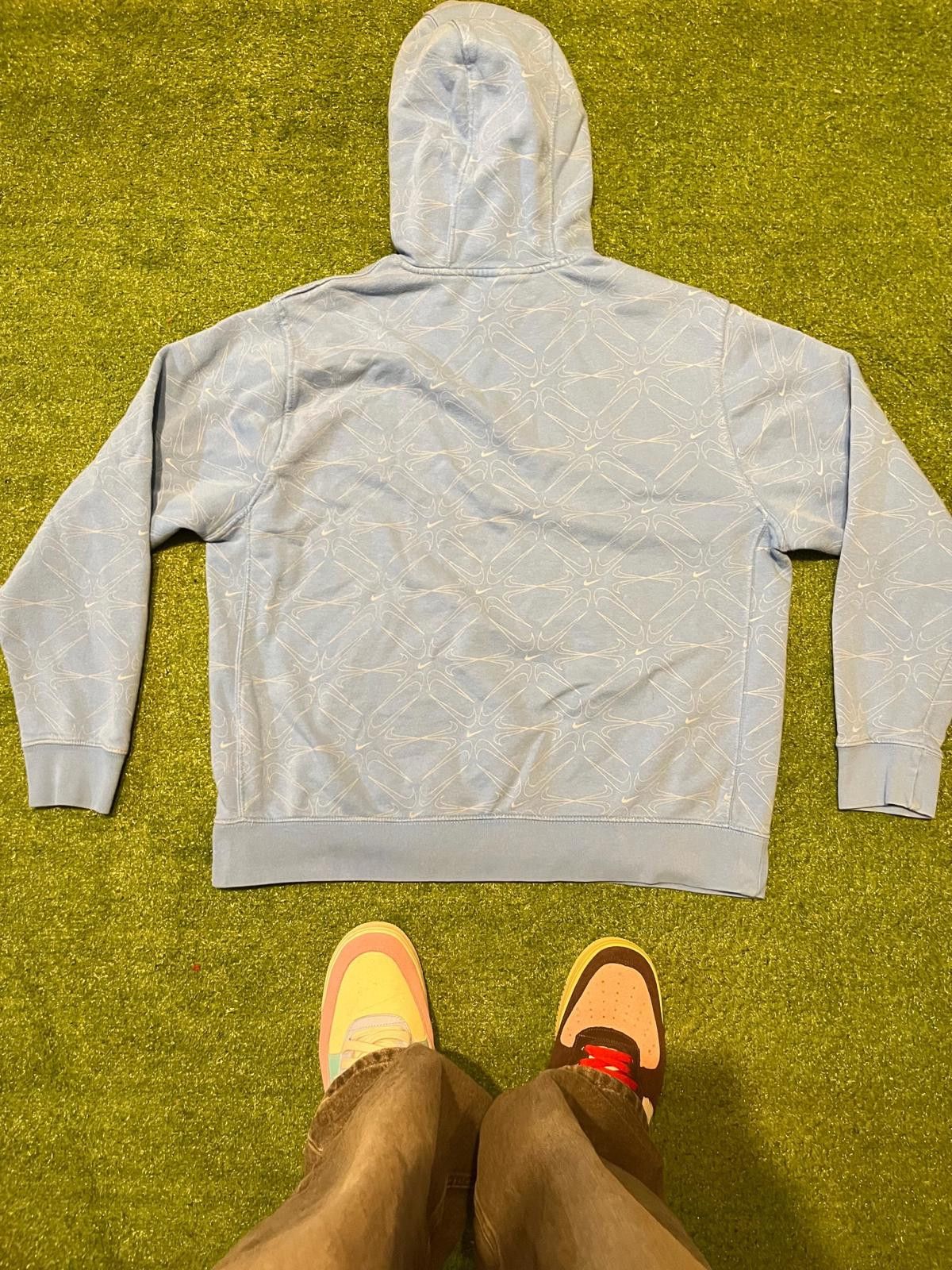 Nike Vintage Nike Light Blue Patterned Hoodie Size US M / EU 48-50 / 2 - 2 Thumbnail