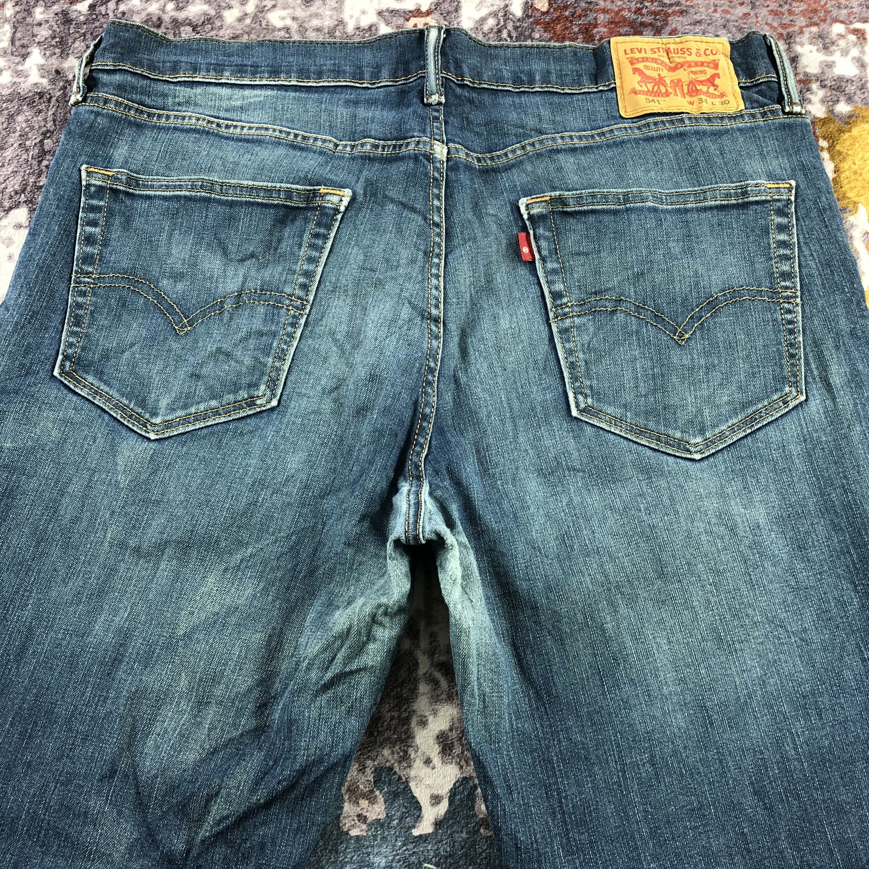 Levi's × Vintage Vintage Blue Wash Levis 541 Jeans-JM2992 Size US 35 - 5 Thumbnail