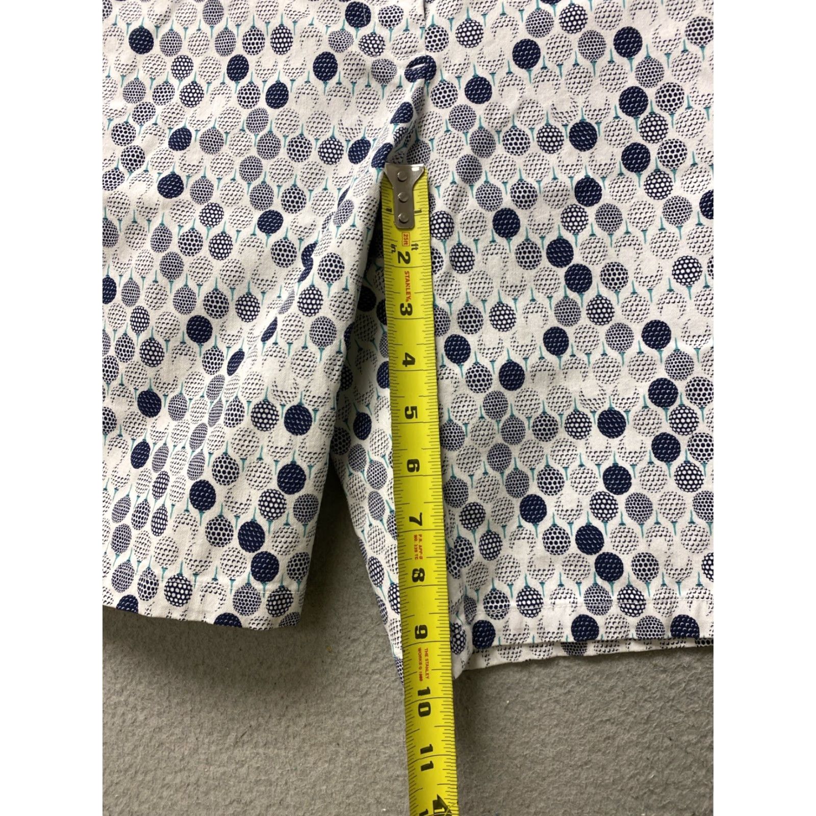 Izod IZOD Women’s 8 Bermuda Preppy Casual Stretch Shorts Geometric Multicolor Polyester Spandex High Rise Flat Front Pockets Golf Walking 8 Sz 8 / 130-15 Size 30" / US 8 / IT 44 - 6 Thumbnail
