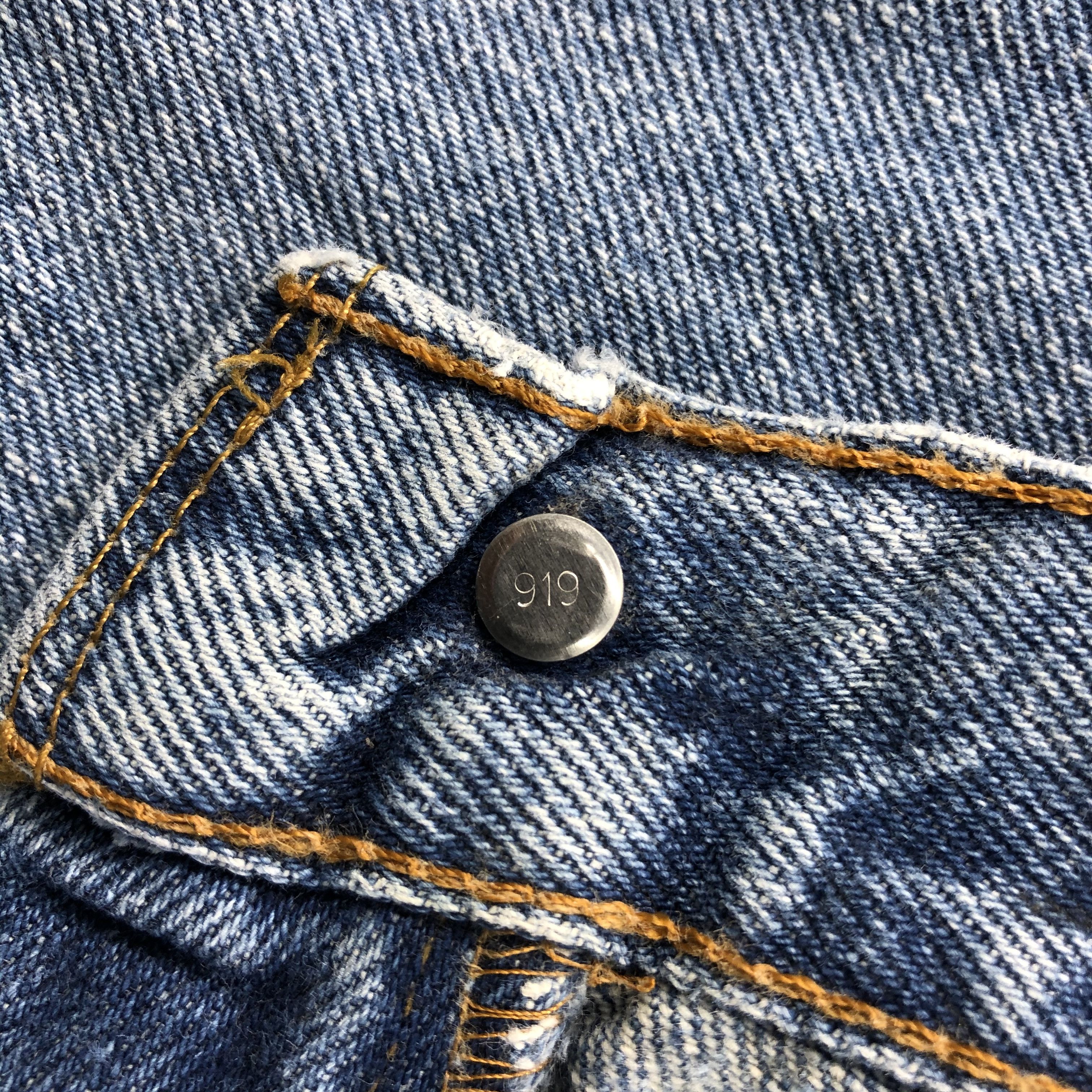Levi's Vintage Levis 560 Jeans Medium Wash Denim KJ918 Size US 34 / EU 50 - 12 Thumbnail