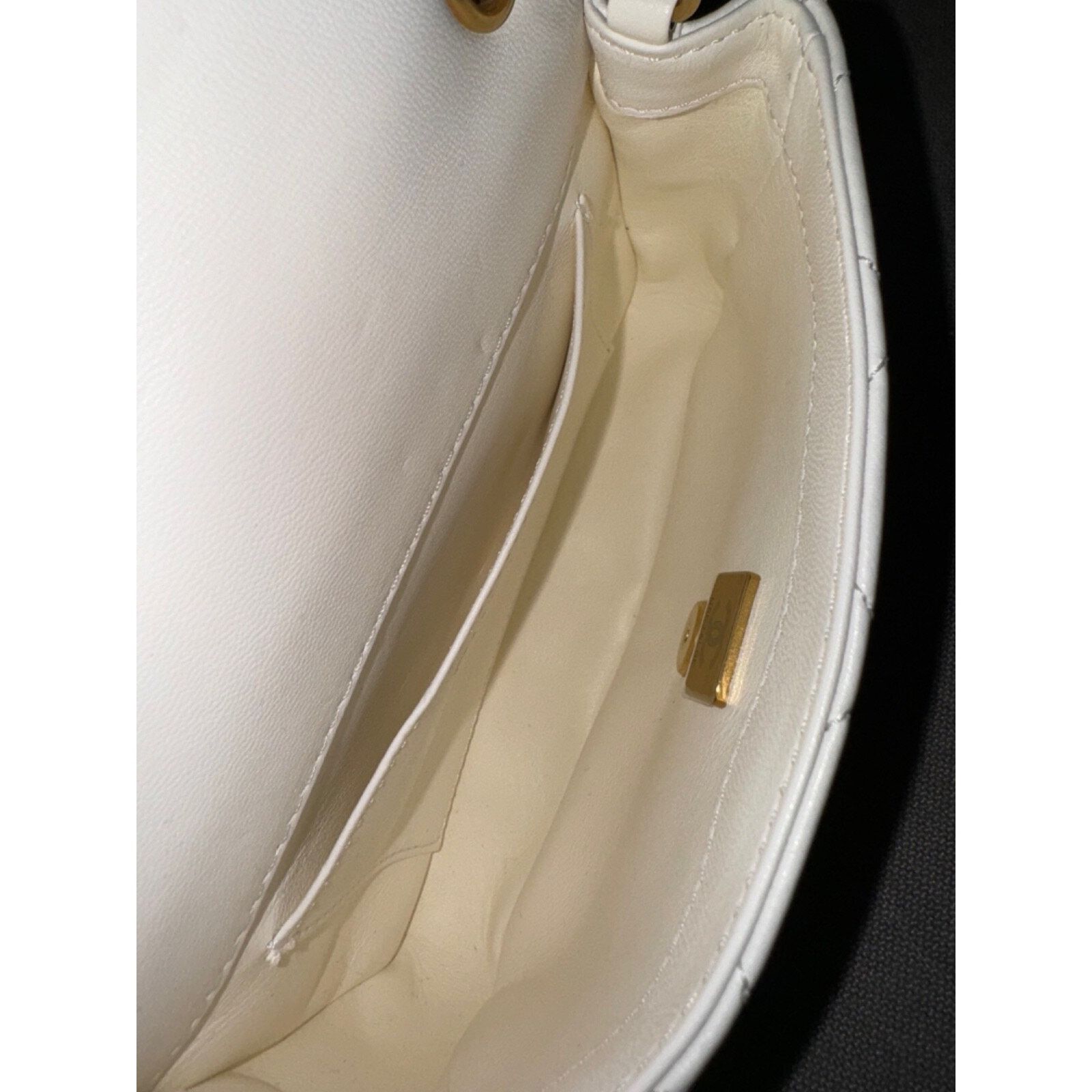 Chanel Chanel Mini Flap Open Heart Gold Logo Shoulder Crossbody Bag Size ONE SIZE - 22 Thumbnail