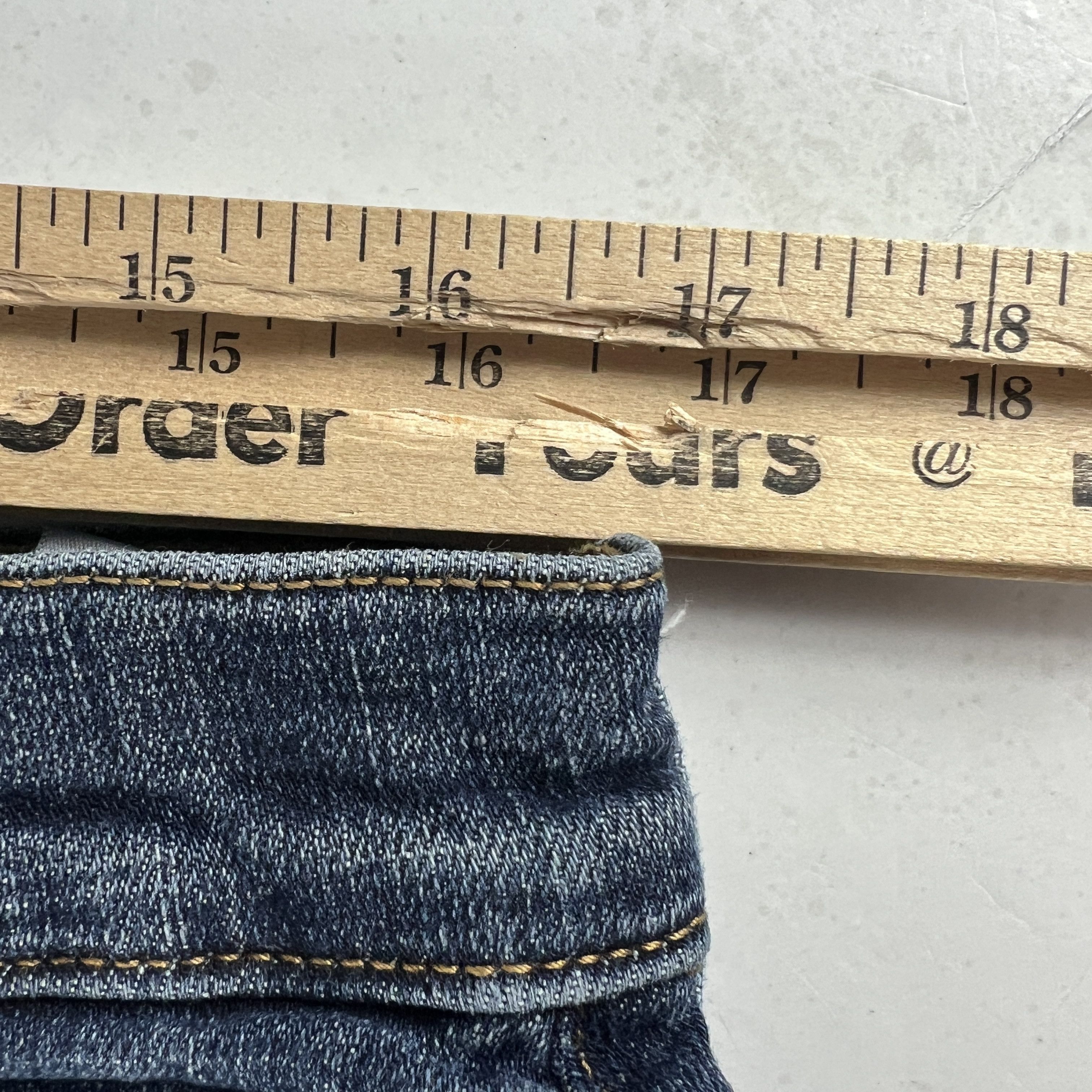 Lucky Brand Lucky Brand Jean 121 Slim Straight Blue Faded Stretch Denim Size US 33 - 24 Thumbnail