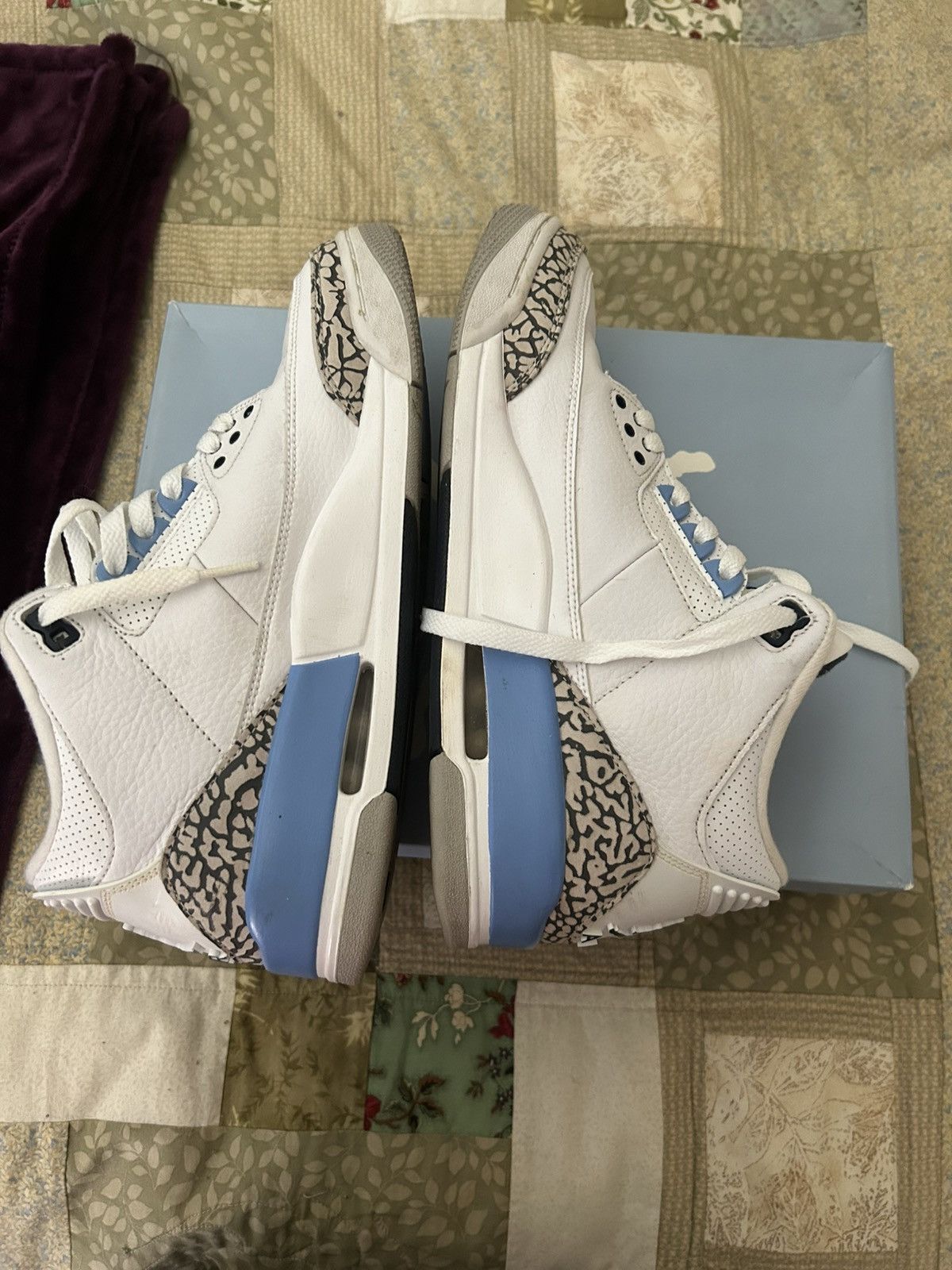 Jordan Brand Air Jordan 3 “UNC” Size US 8.5 / EU 41-42 - 4 Thumbnail