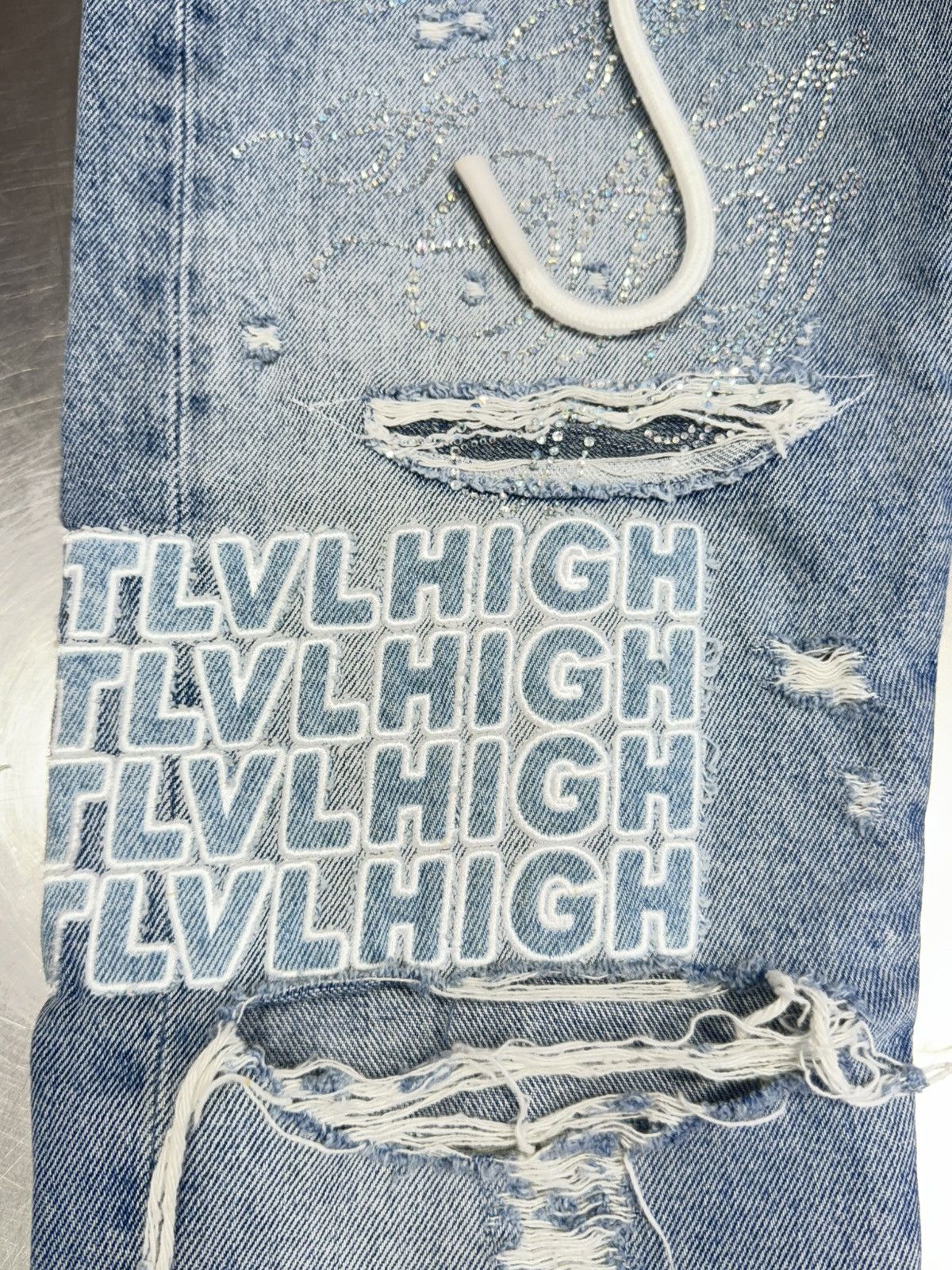 Bravado × Off-White Off white x Murder bravado Size US 30 / EU 46 - 3 Thumbnail
