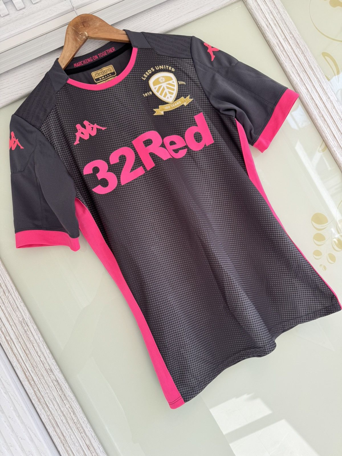 Kappa Leeds United 2019-2020 Away Soccer Jersey Football Shirt Kit Size US S / EU 44-46 / 1 - 4 Thumbnail