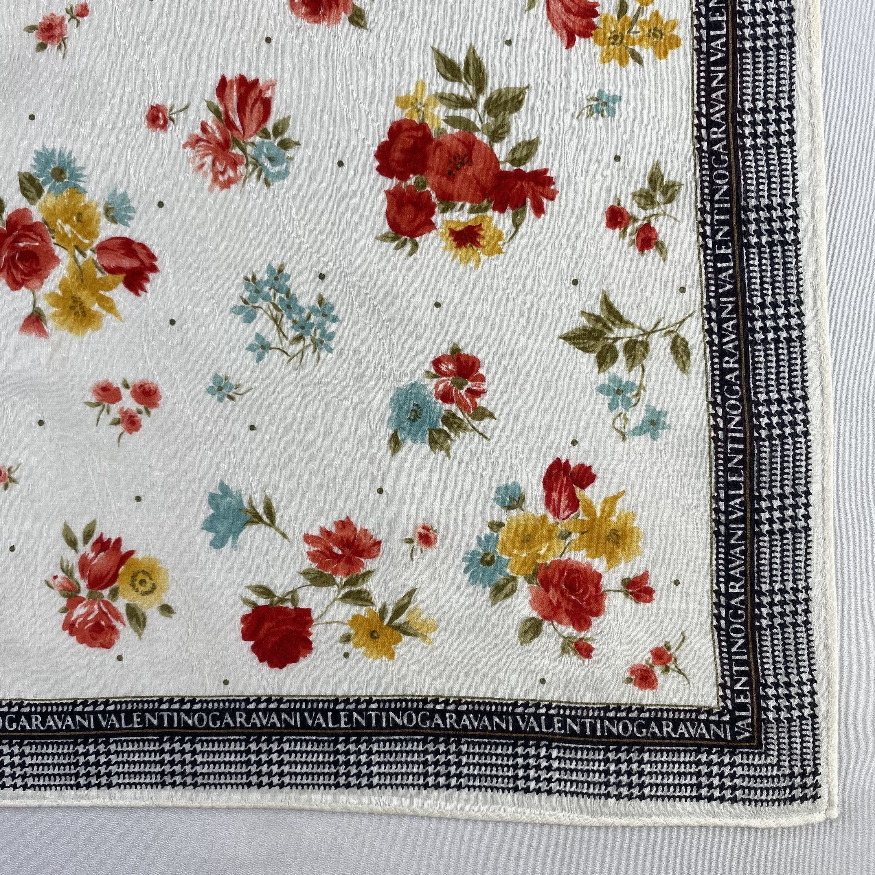Valentino × Vintage Valentino Garavani Bandana/ Handkerchief / Neckerchief-P1365 Size ONE SIZE - 3 Thumbnail