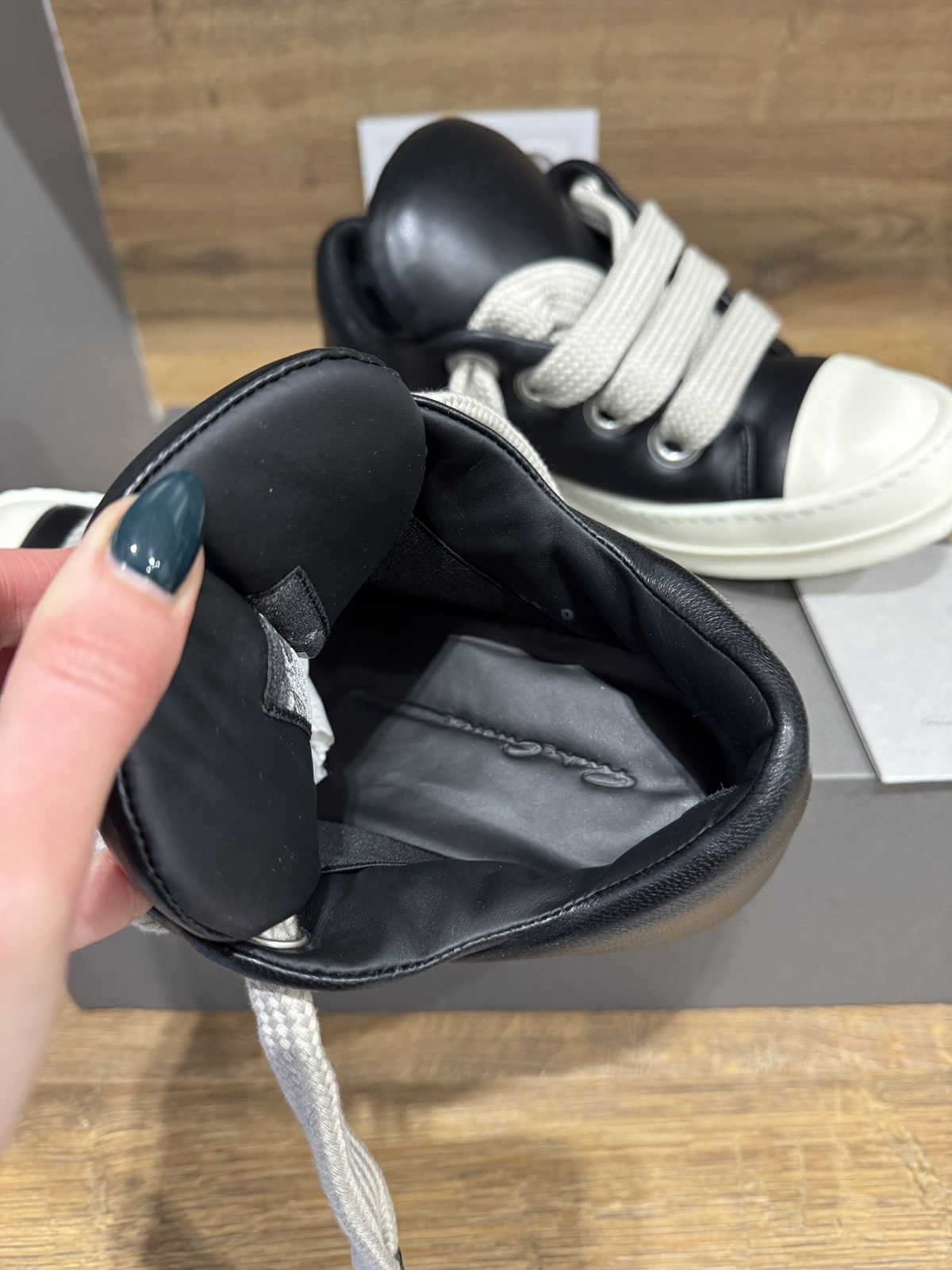 Rick Owens Last Size Rick Owens Jumbo Lace Padded Low Sneakers Size US 9 / IT 39 - 6 Thumbnail
