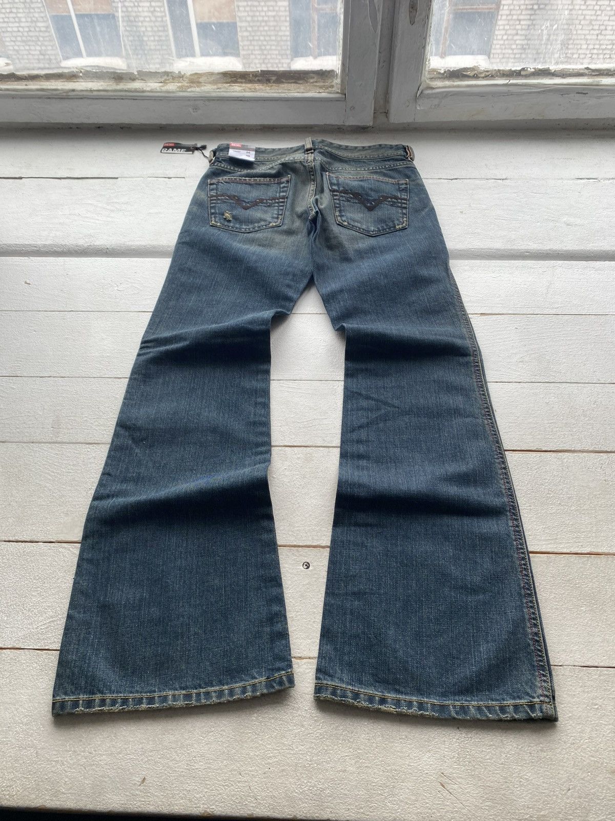Diesel NWT 90s Luxury Diesel Rame Bootcut Jeans Made in Italy W26 Size 26" / US 2 / IT 38 - 13 Thumbnail