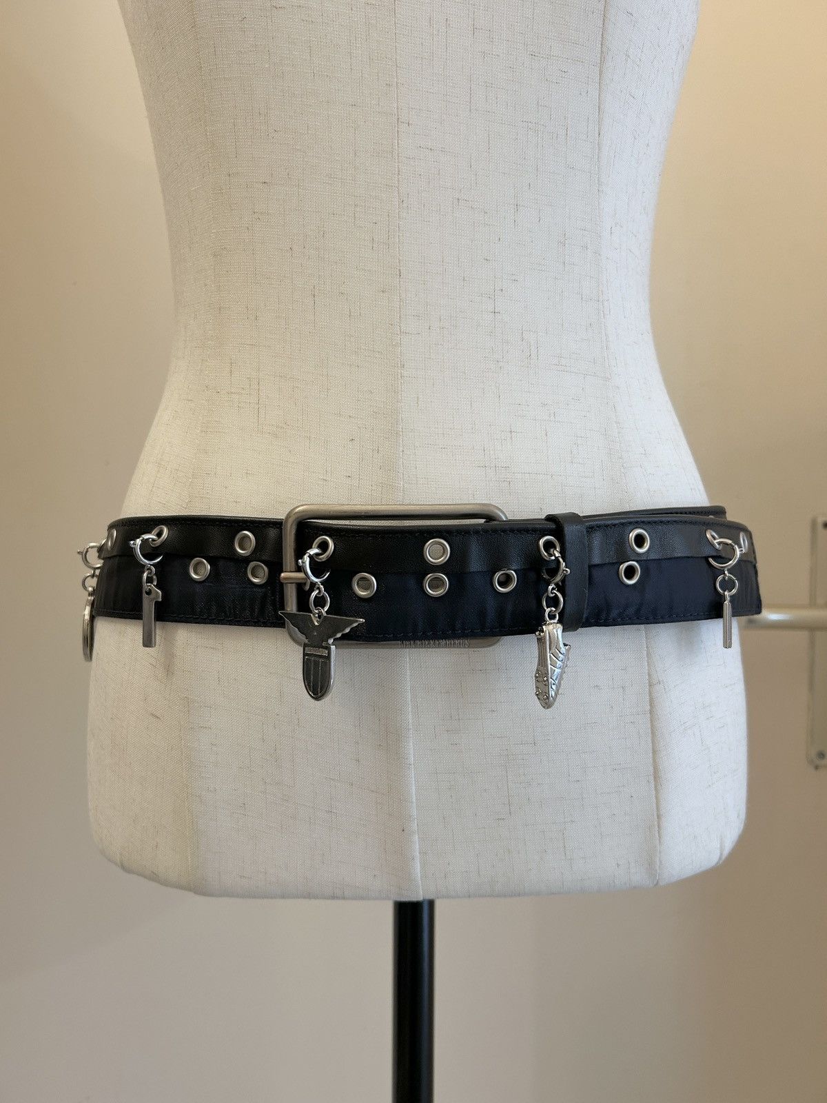 Dirk Bikkembergs 2000s leather double eyelet belt with charms Size ONE SIZE - 1 Thumbnail