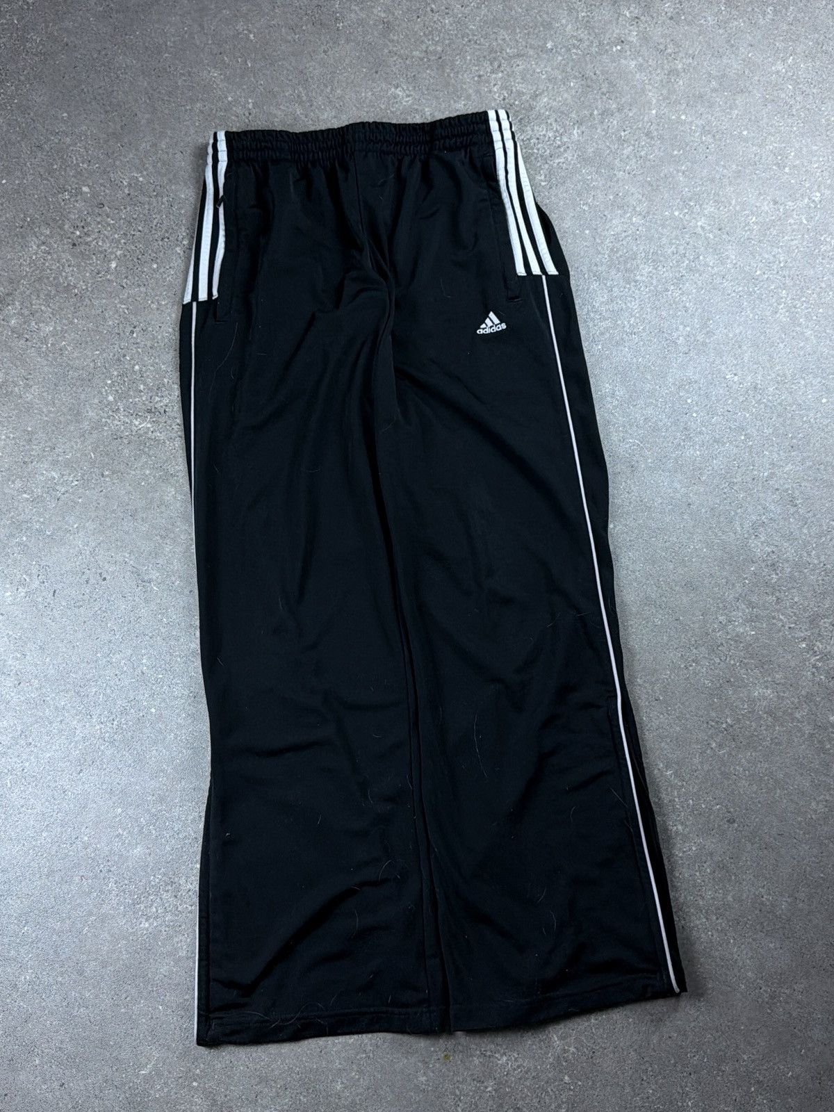 Adidas Adidas Wide-leg/Baggy Trackpants Size US 30 / EU 46 - 2 Thumbnail