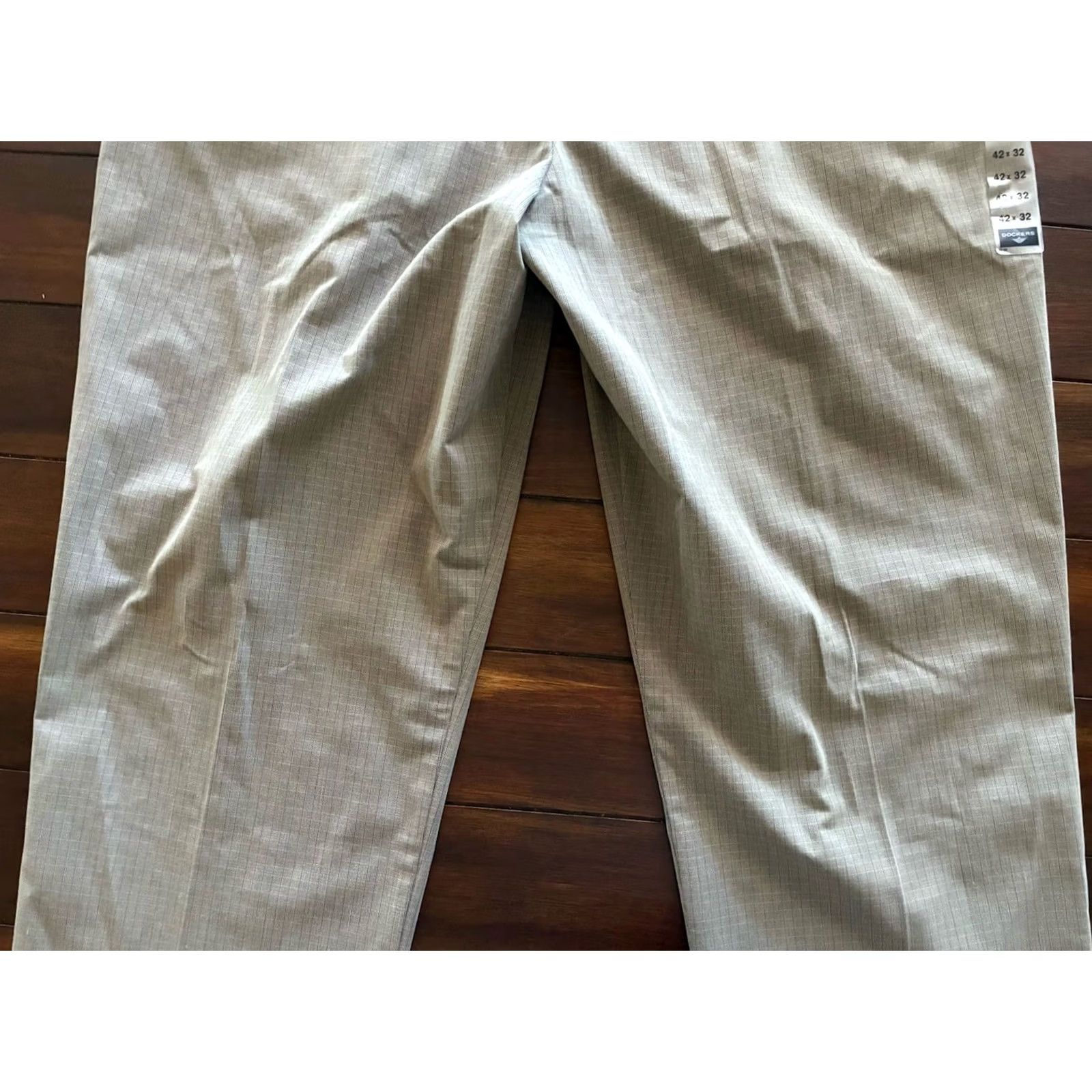 Dockers Dockers Men’s Dress Pants 42x32 Beige Micro Patterned Regular Pleated Front Tags Included Size US 42 / EU 58 - 4 Thumbnail