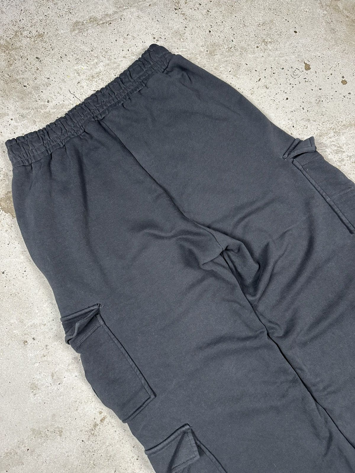 Japanese Brand Vintage Y2K ULTRA BAGGY Cargo Grey Sweatpants Flare Size US 32 / EU 48 - 11 Thumbnail