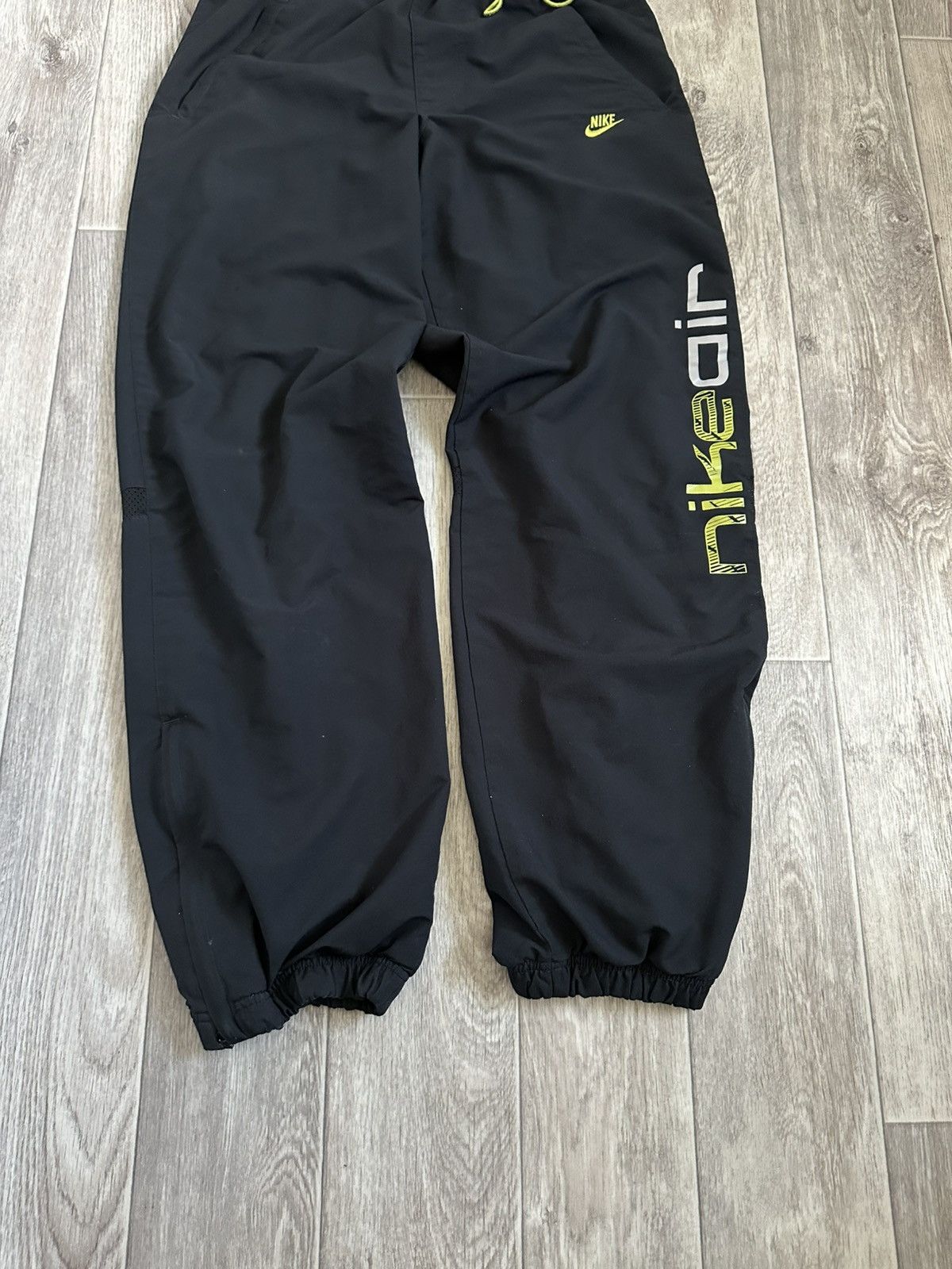 Nike × Vintage Nike Vintage 00s Air Max Drill Y2K Nylon Baggy Pants S size Size US 31 - 5 Thumbnail