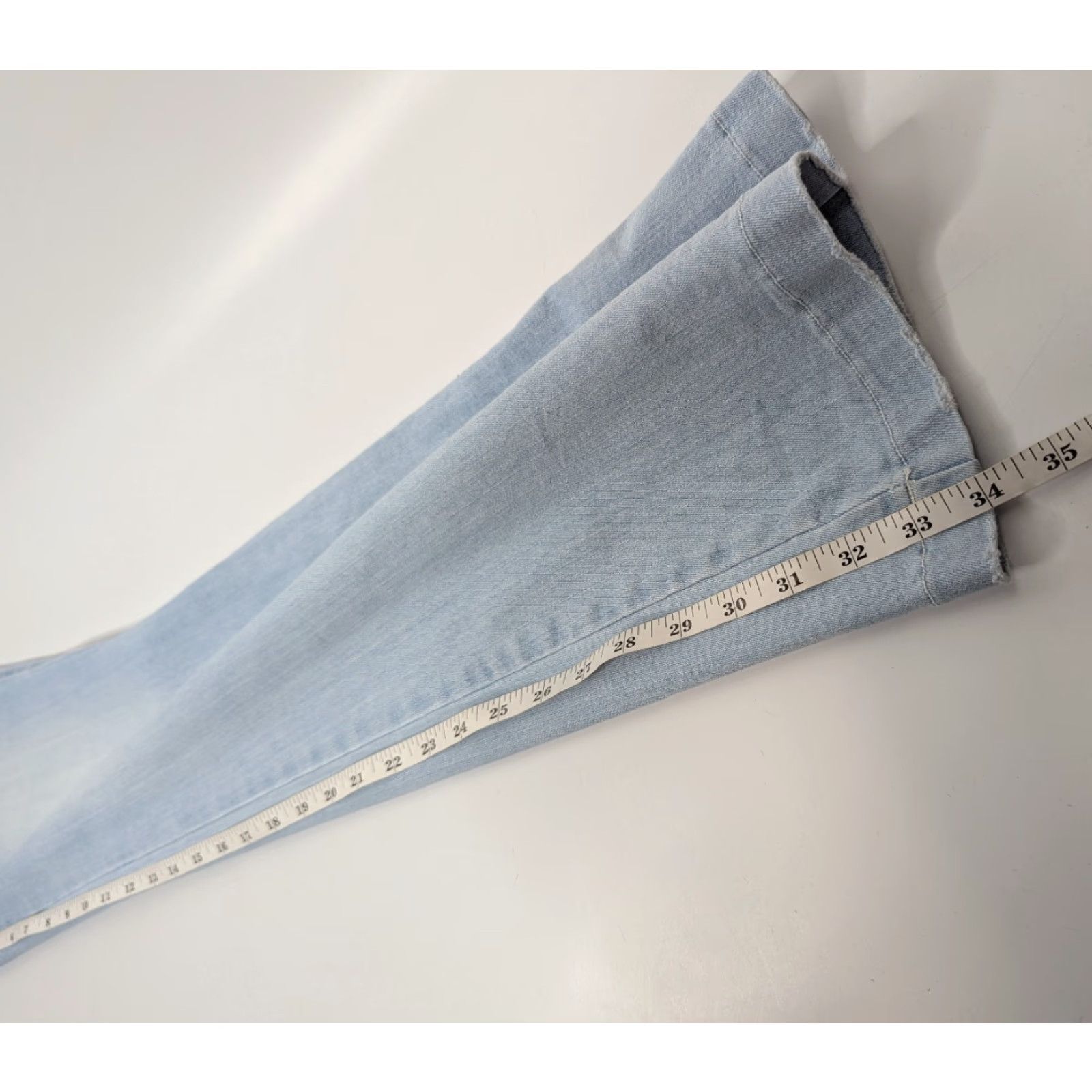Spanx SPANX Jeans Flare Leg Light Wash Blue Denim Pull-On 20348R Size M Womens Stretch Comfort Regular Size 32" / US 10 / IT 46 - 7 Thumbnail