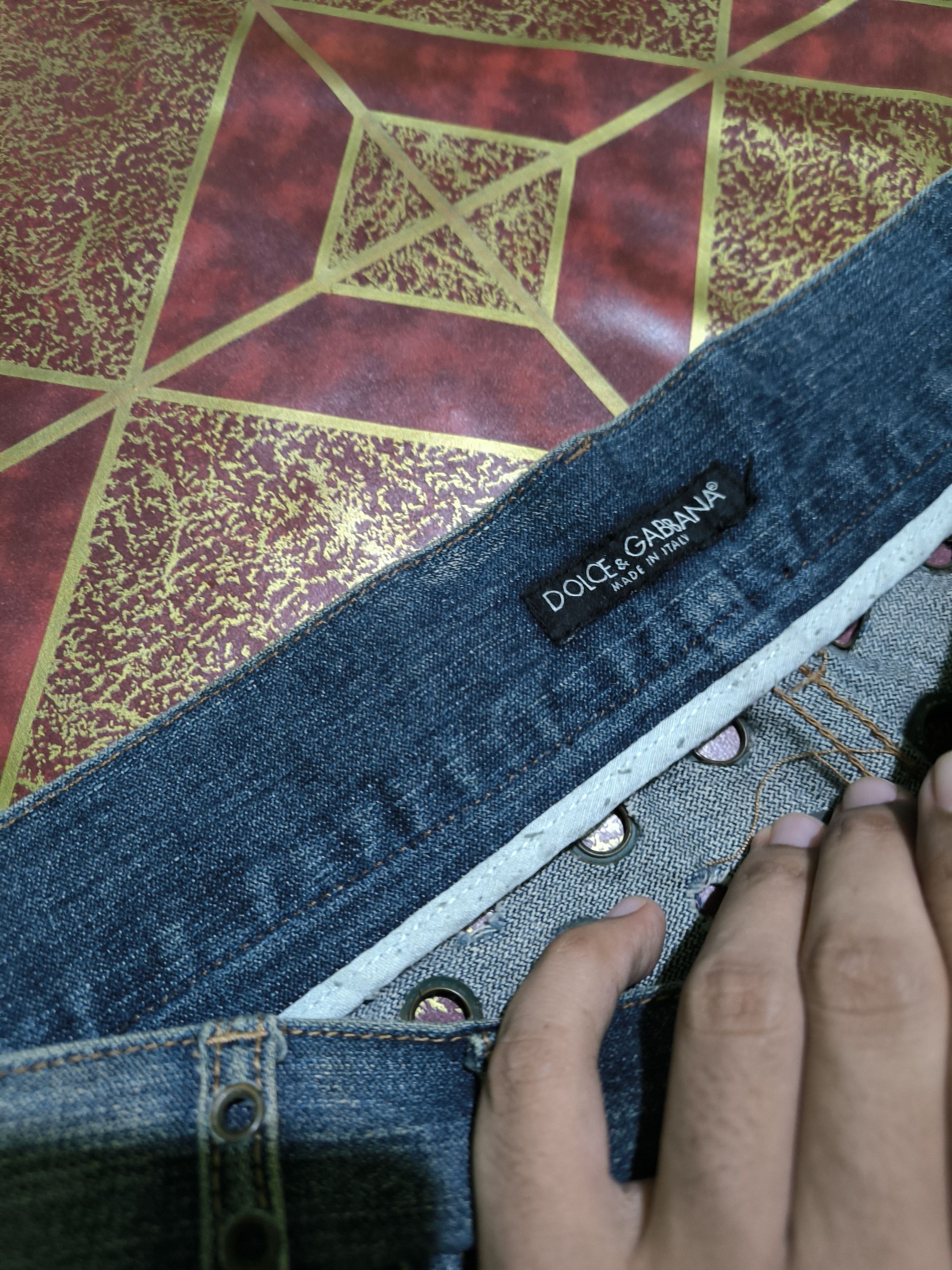 Dolce & Gabbana Dolce & Gabbana Eyelet Distressed Denim Size US 38 / EU 54 - 7 Thumbnail