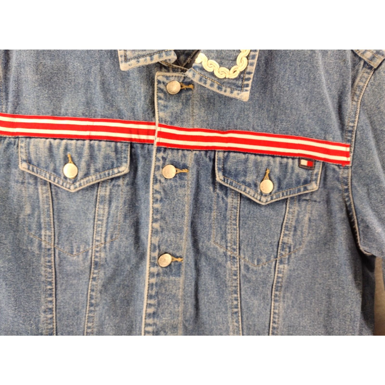 Tommy Hilfiger VTG Tommy Hilfiger Denim Jacket Girls XL Embroidered Collar Denim Jacket Girls XL Embroidered Collar Size XL / US 12-14 / IT 48-50 - 3 Thumbnail
