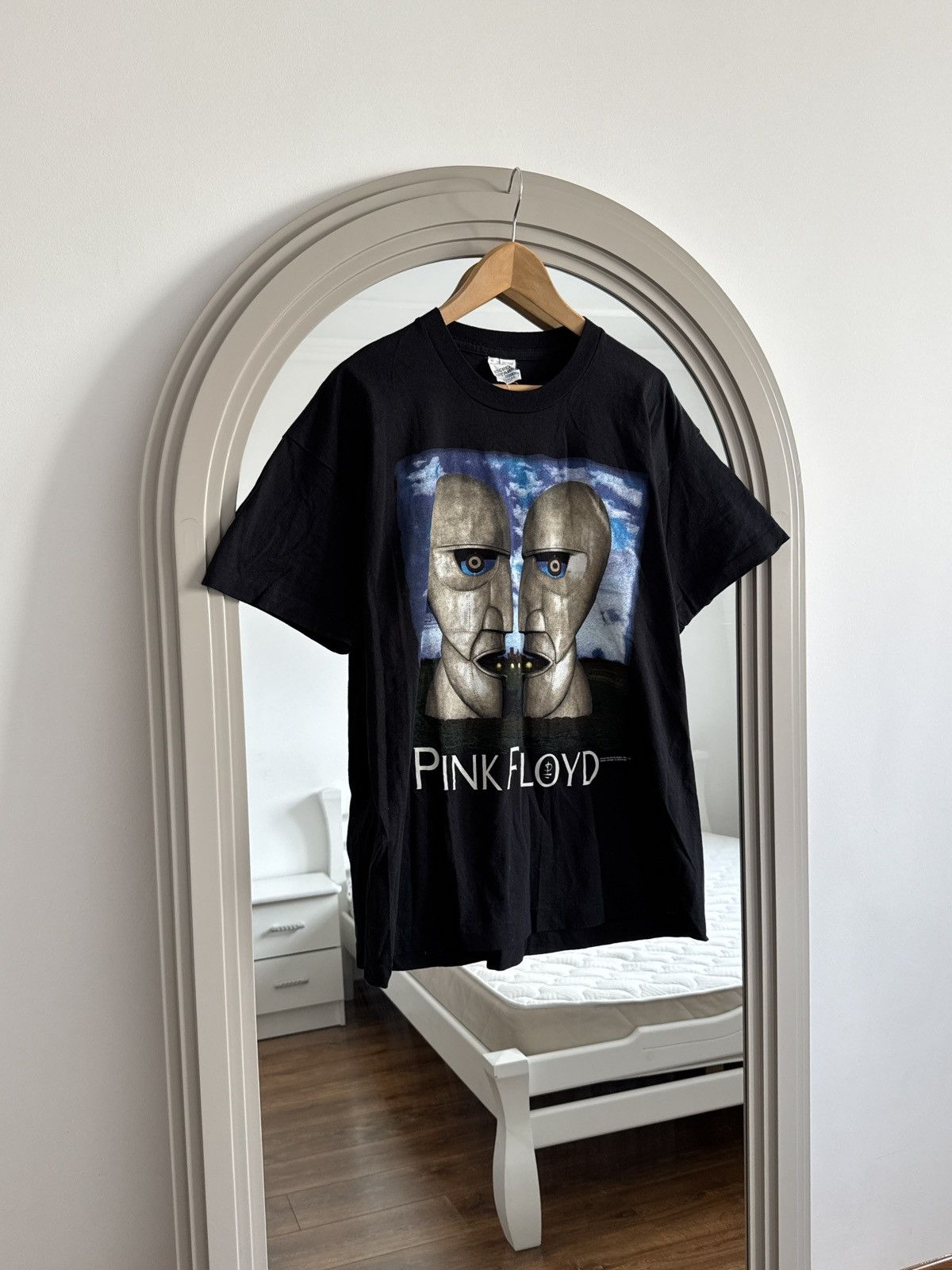 Vintage Pink Floyd 1994 T-Shirt Division Bell Europe Tour 