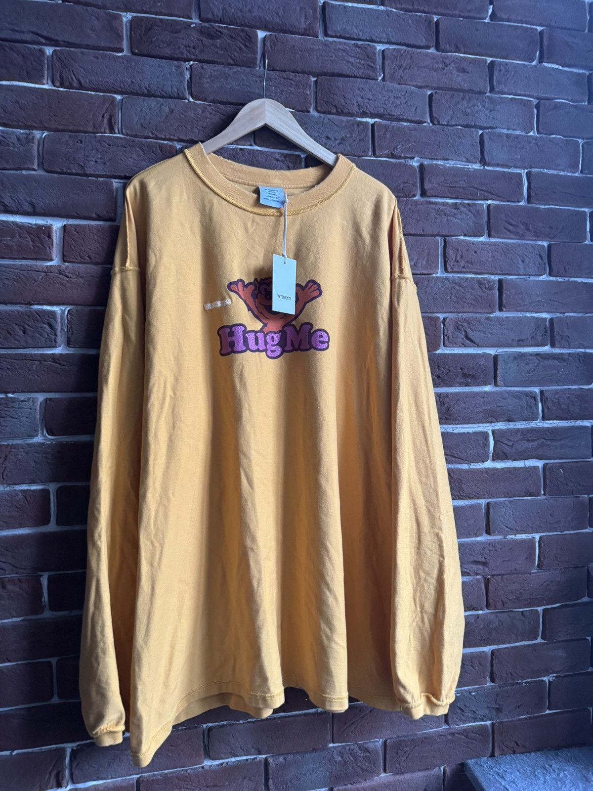 Vetements FW18 I Love Sluts Hug Me Oversized Longsleeve Hype Demna Size US L / EU 52-54 / 3 - 5 Thumbnail
