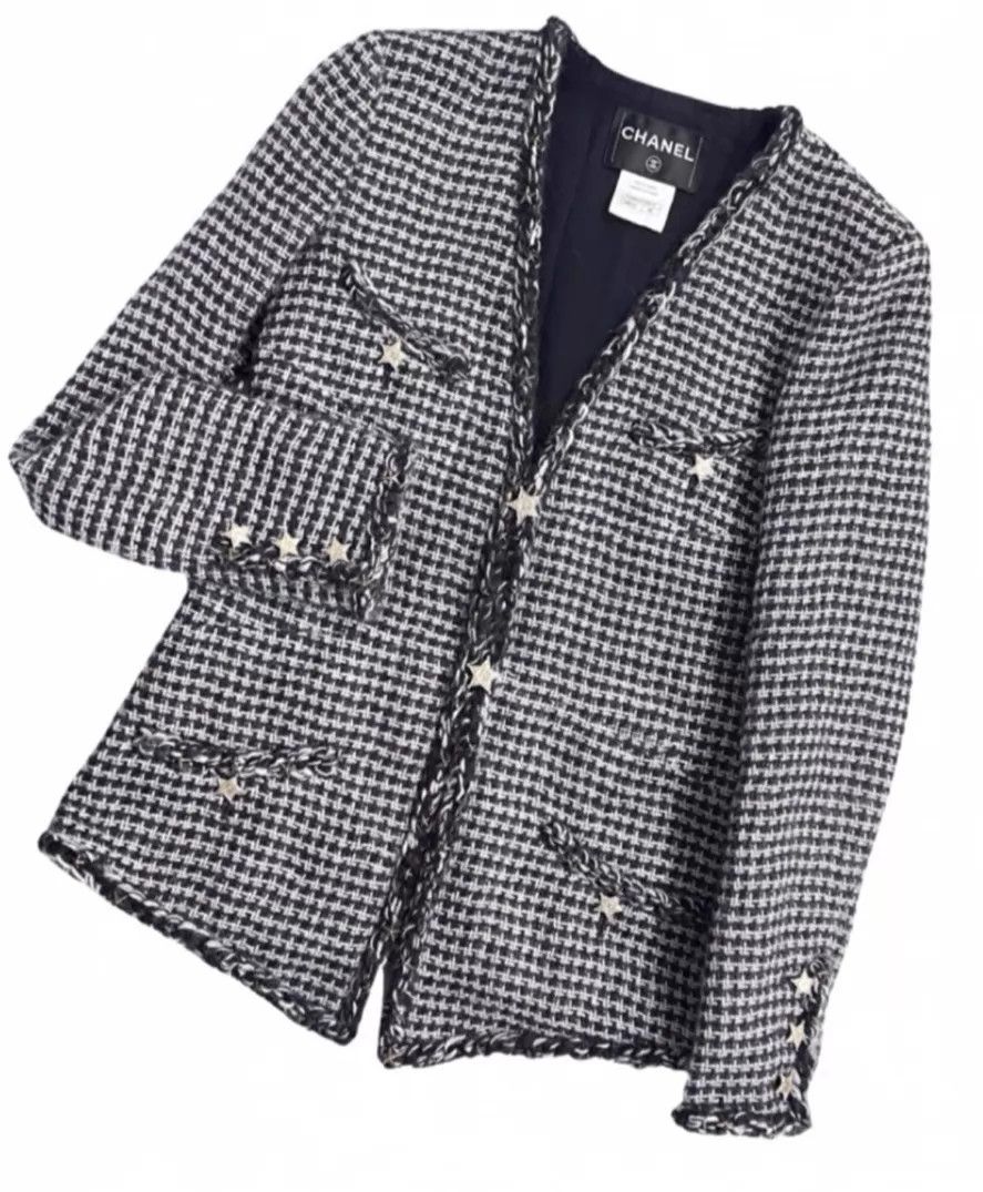 Chanel Chanel Women's Black Classic Jacket Size S / US 4 / IT 40 - 1 Thumbnail