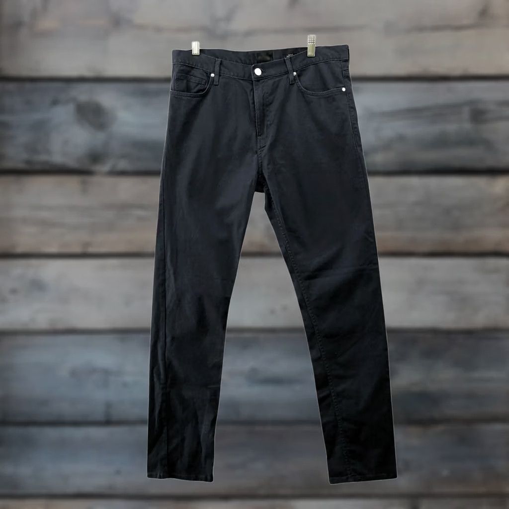 H&M H&M Slim Fit Chino Pants Mens 31x31 Navy Blue Dark Wash Stretch Straight Pants Mens 31 Navy Blue Chino Stretch Casual Straight Slant/Slash Pocket Size US 31 - 1 Thumbnail